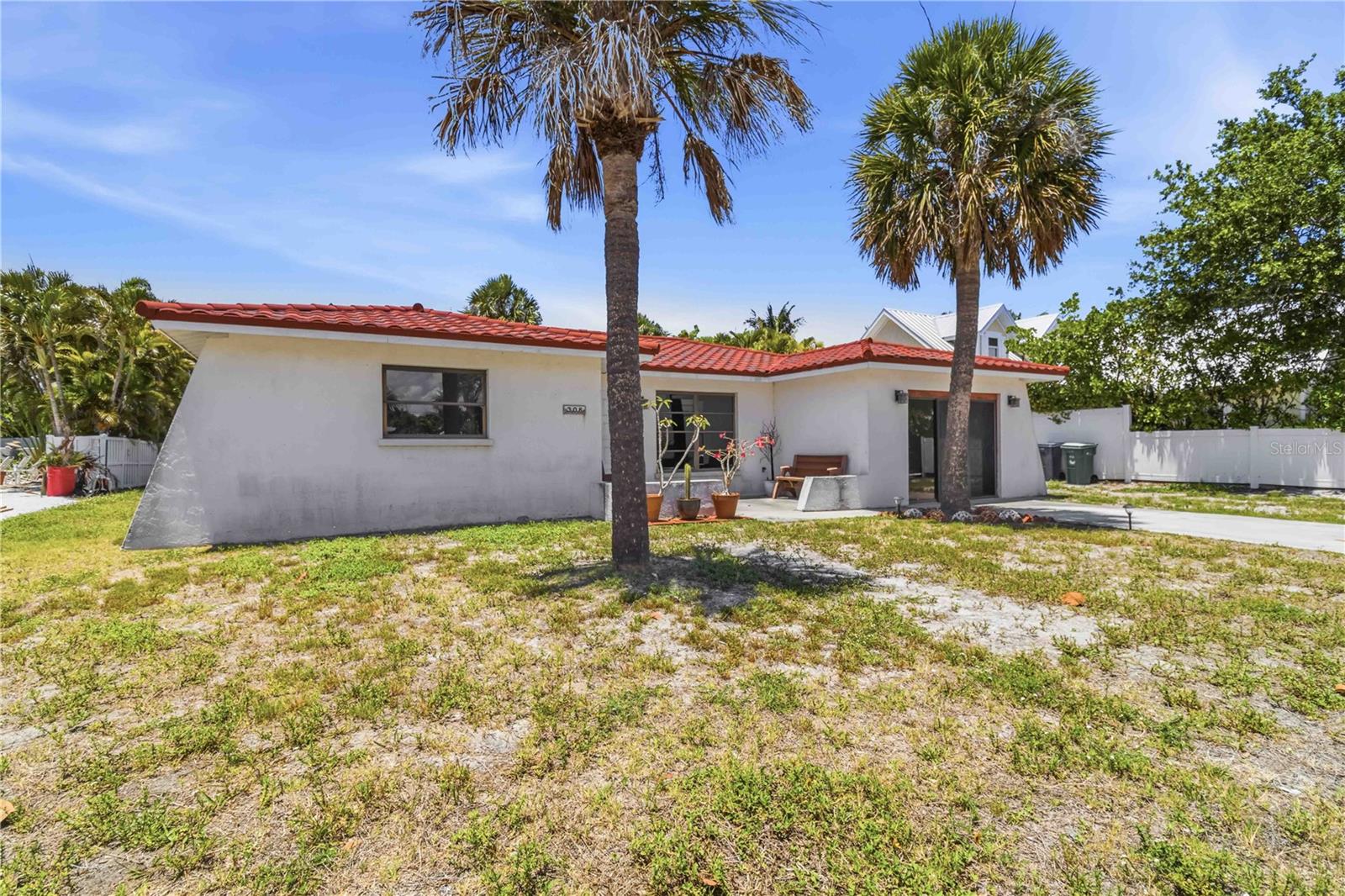 306 PALM AVE — photo 6