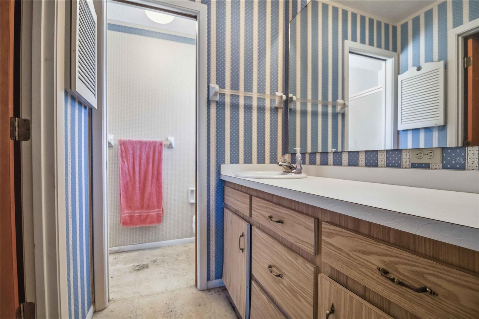 306 PALM AVE — photo 31