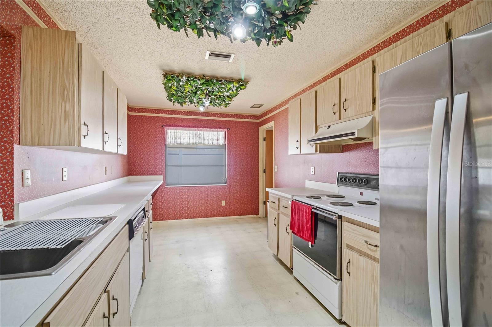 306 PALM AVE — photo 35