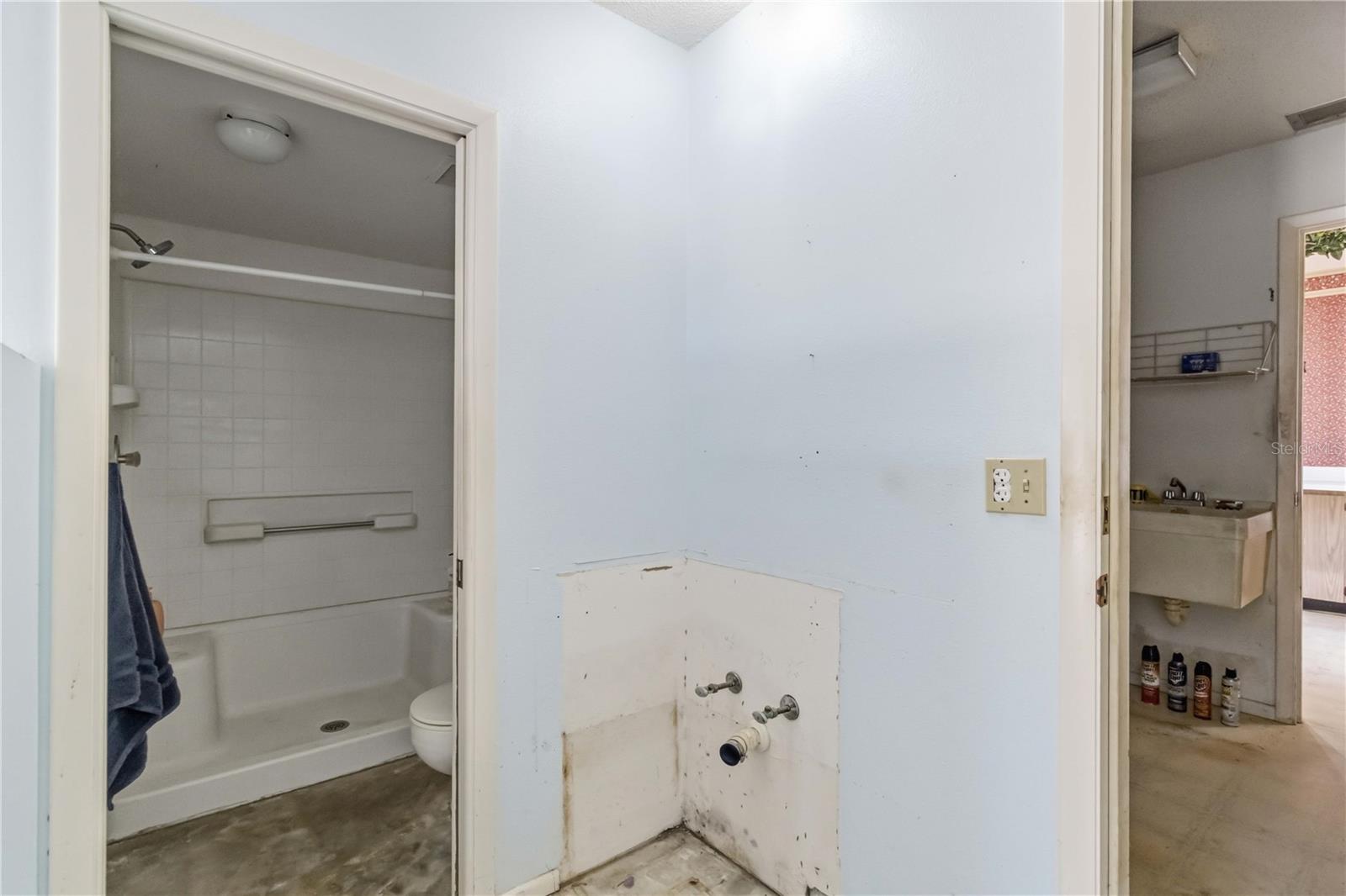 306 PALM AVE — photo 39