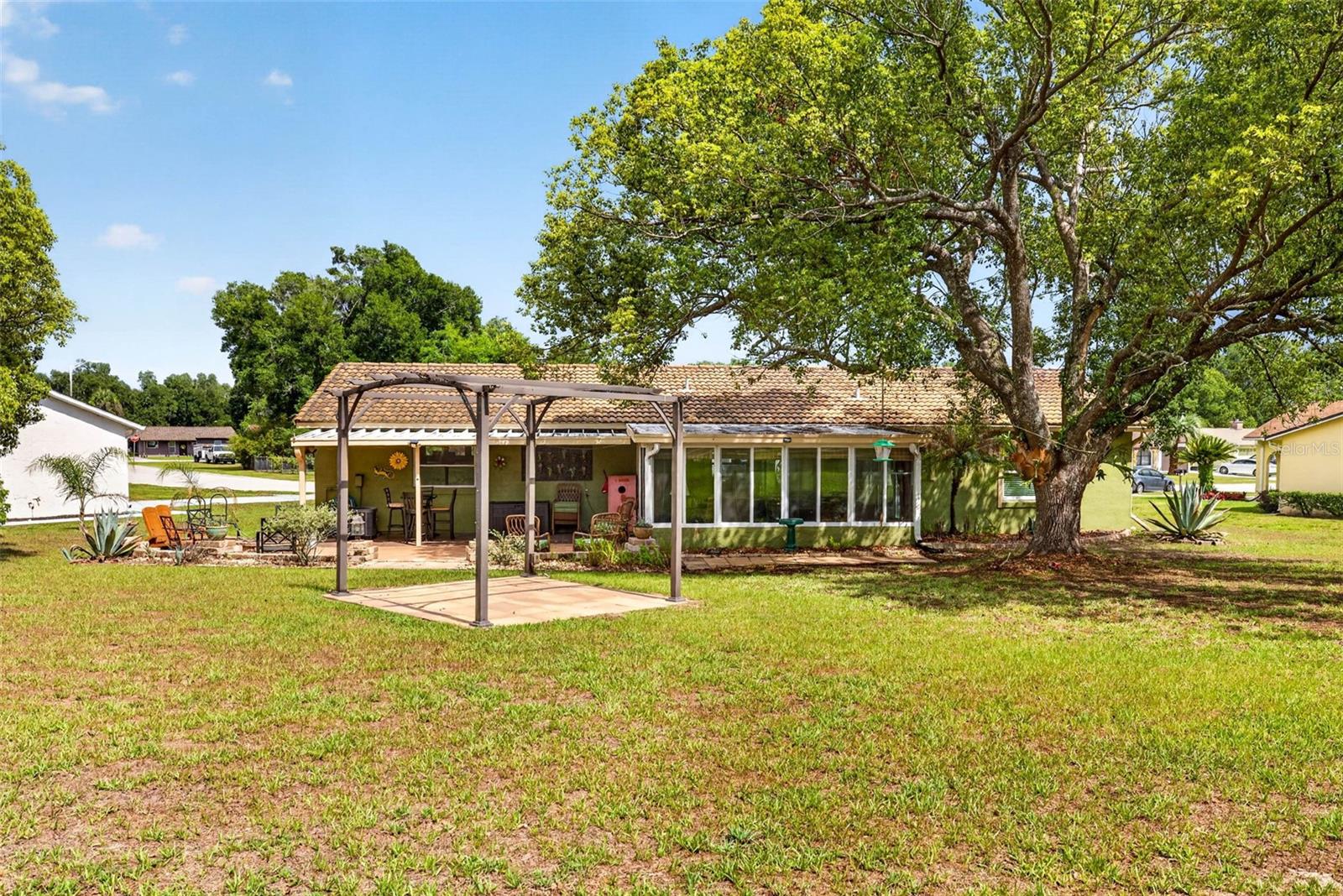 8429 JACQUELINE CT — photo 41