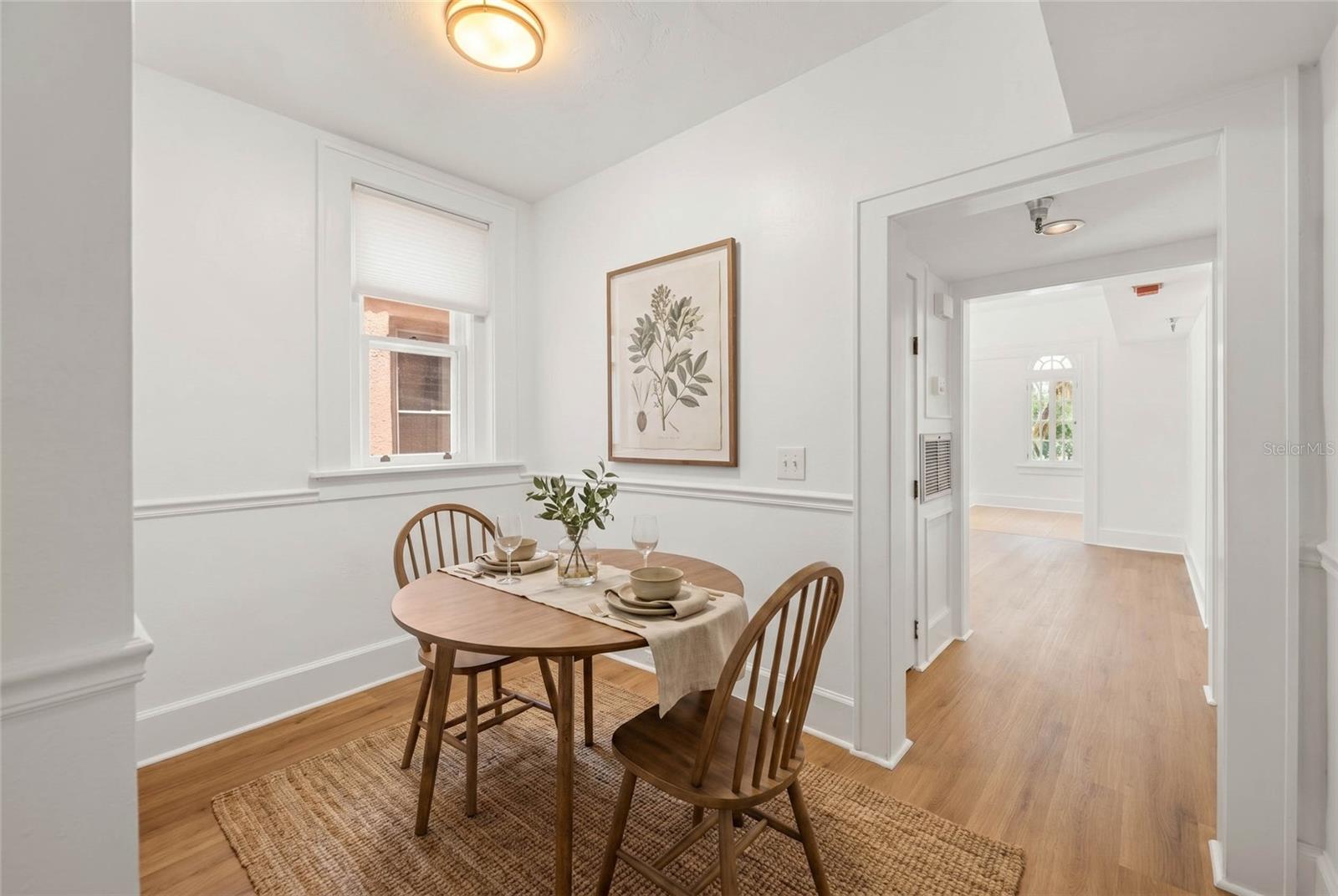 1221 N PALM AVE #202 — photo 11