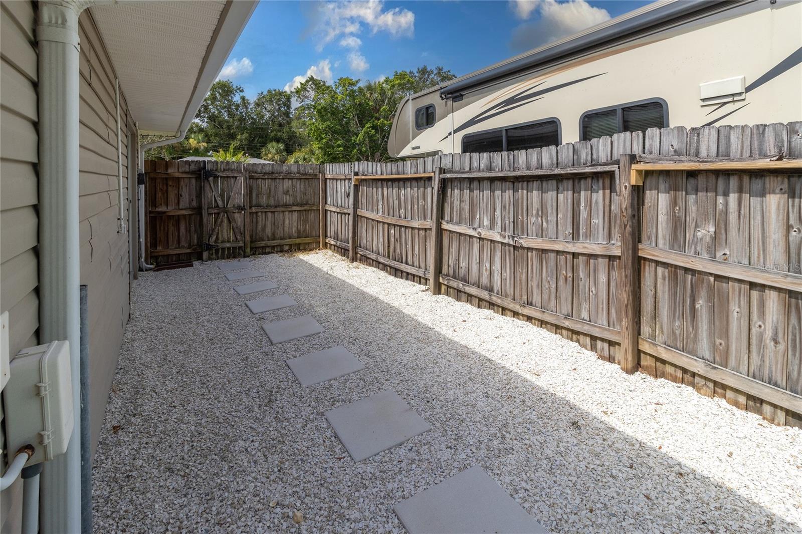 Home in SARASOTA — photo 28