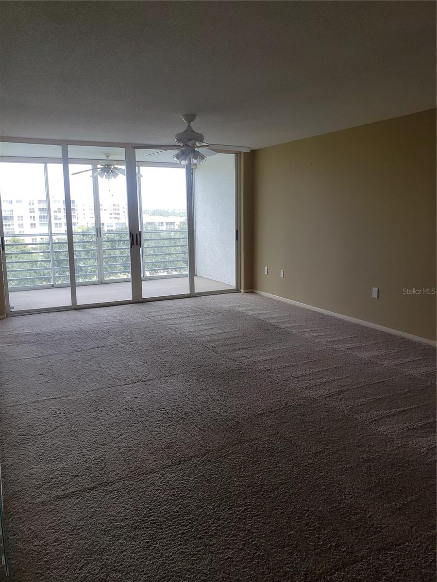 1505 PASS A GRILLE WAY #31 — photo 8