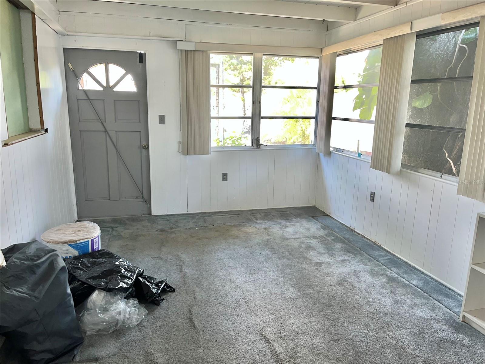 503 S VENICE BLVD — photo 12