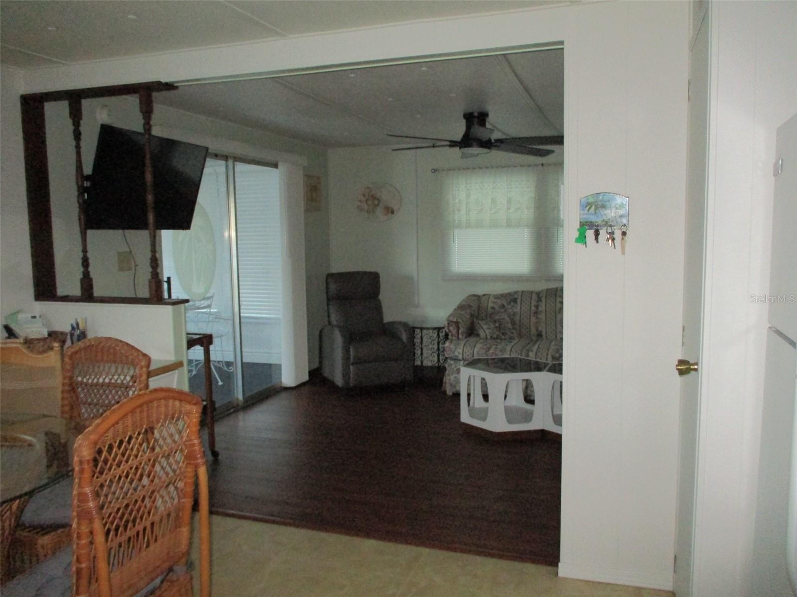 3734 CASTLE DR — photo 10