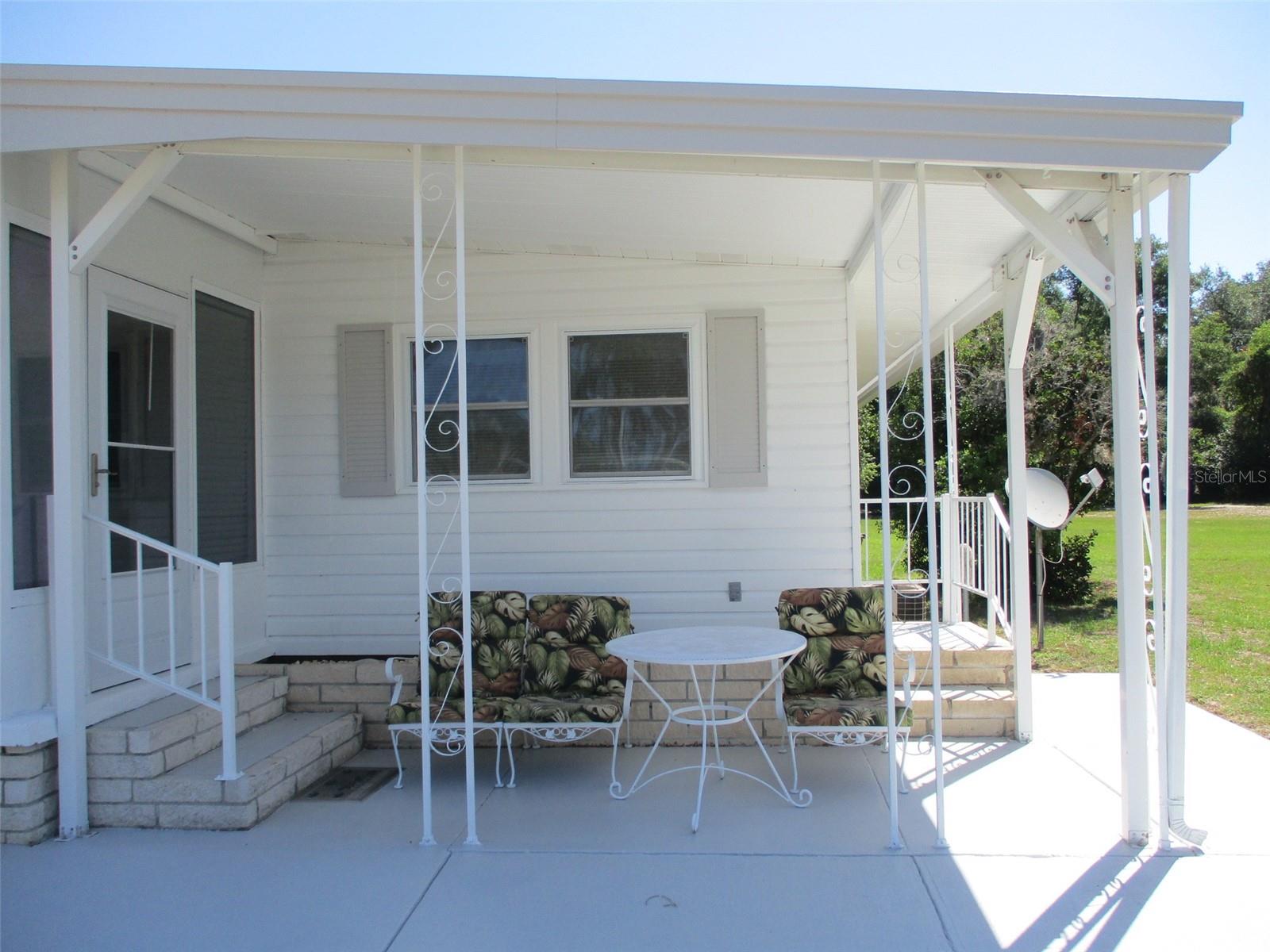 3734 CASTLE DR — photo 4