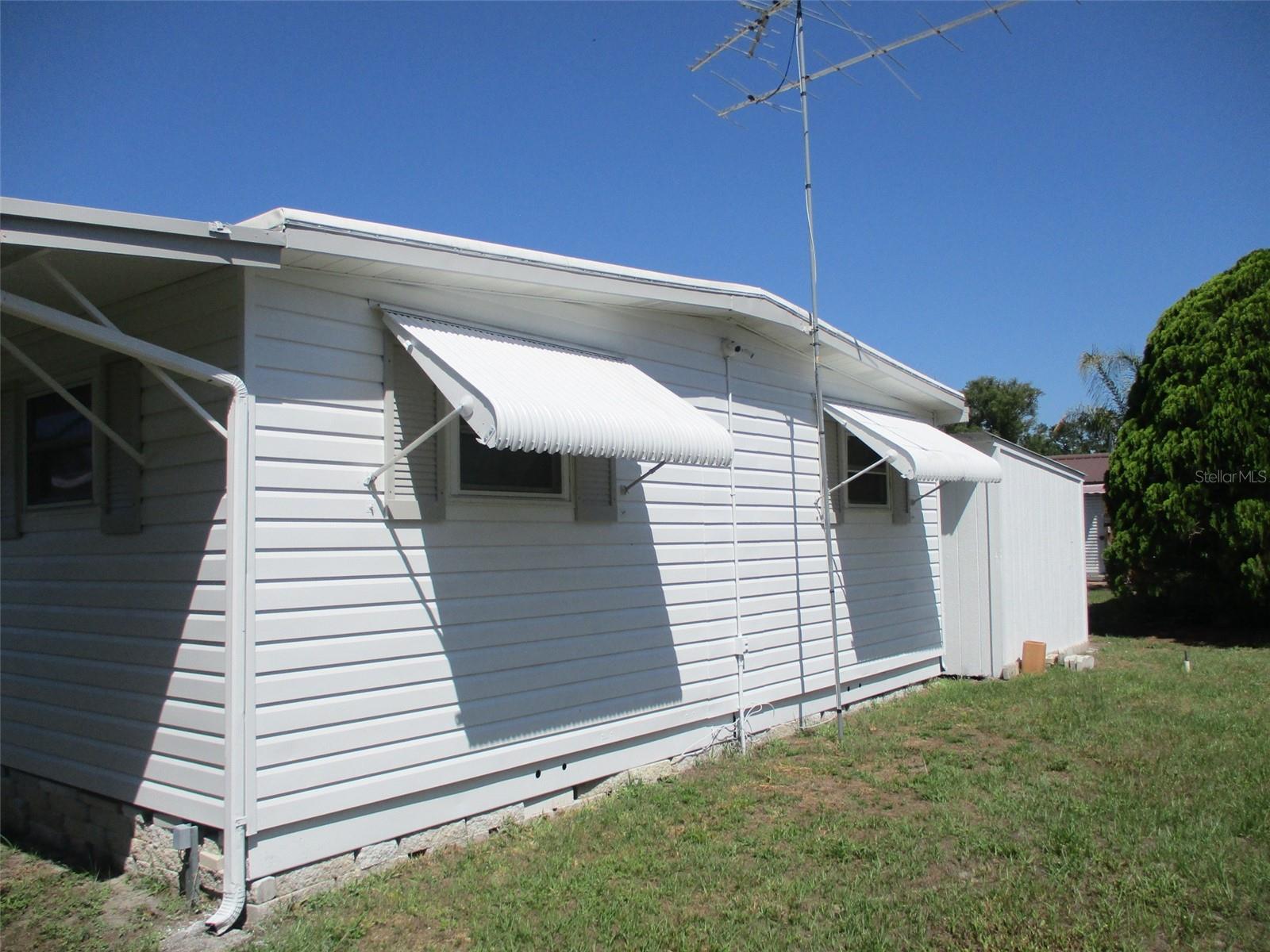 3734 CASTLE DR — photo 25