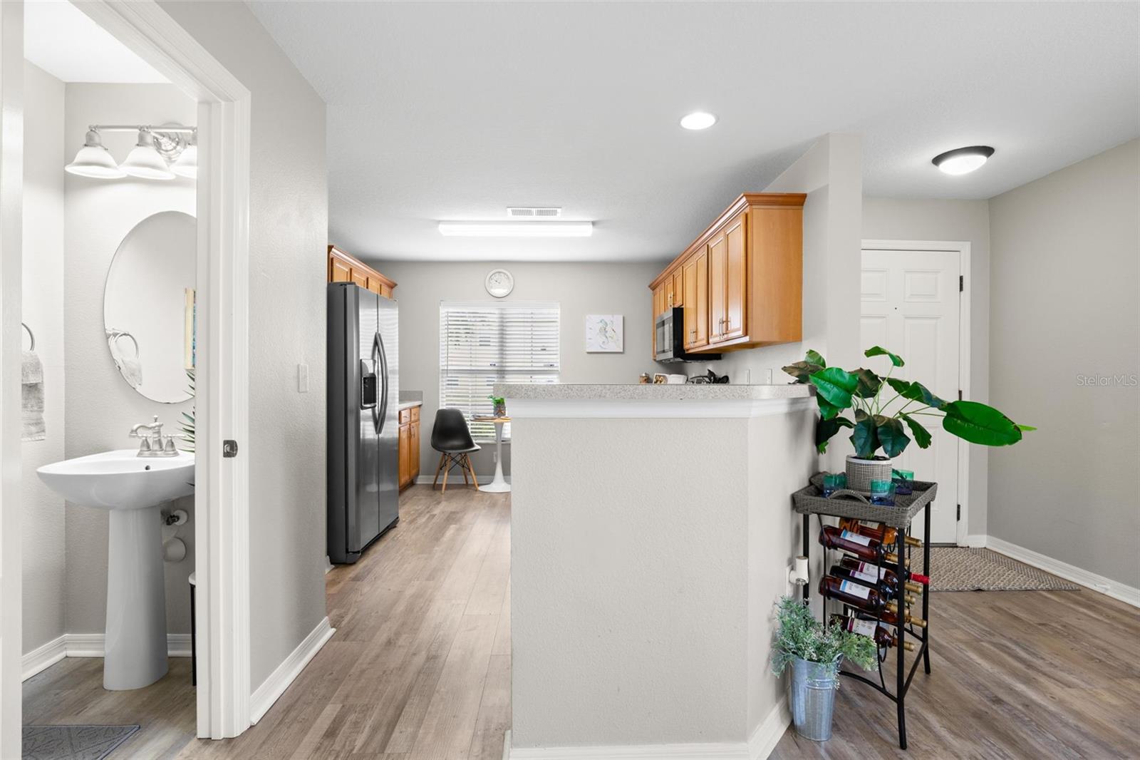 10924 JOHANNA AVE — photo 8