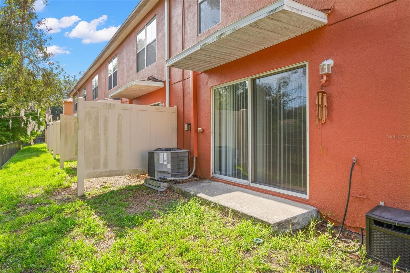 10924 JOHANNA AVE — photo 23