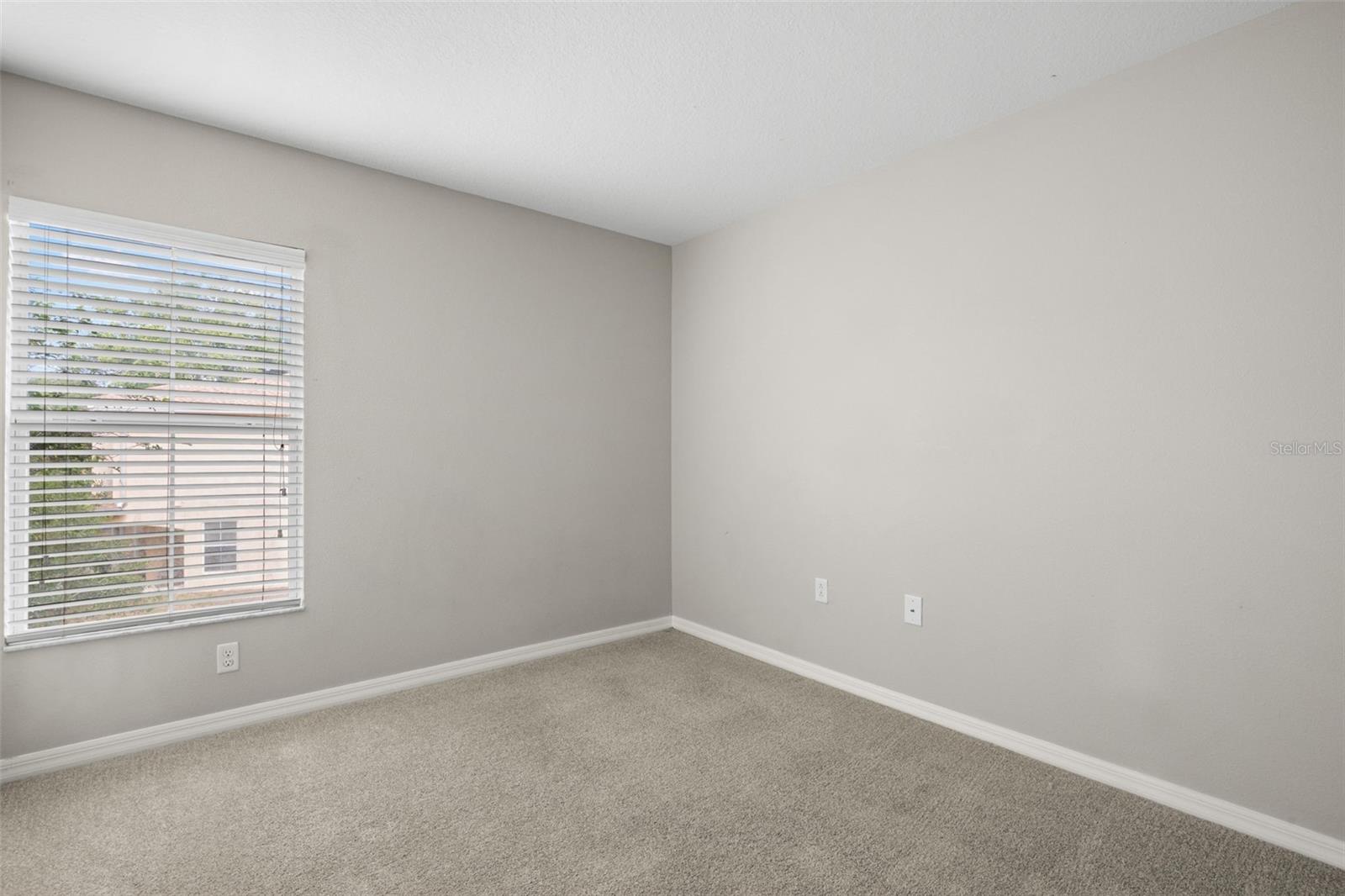 10924 JOHANNA AVE — photo 29