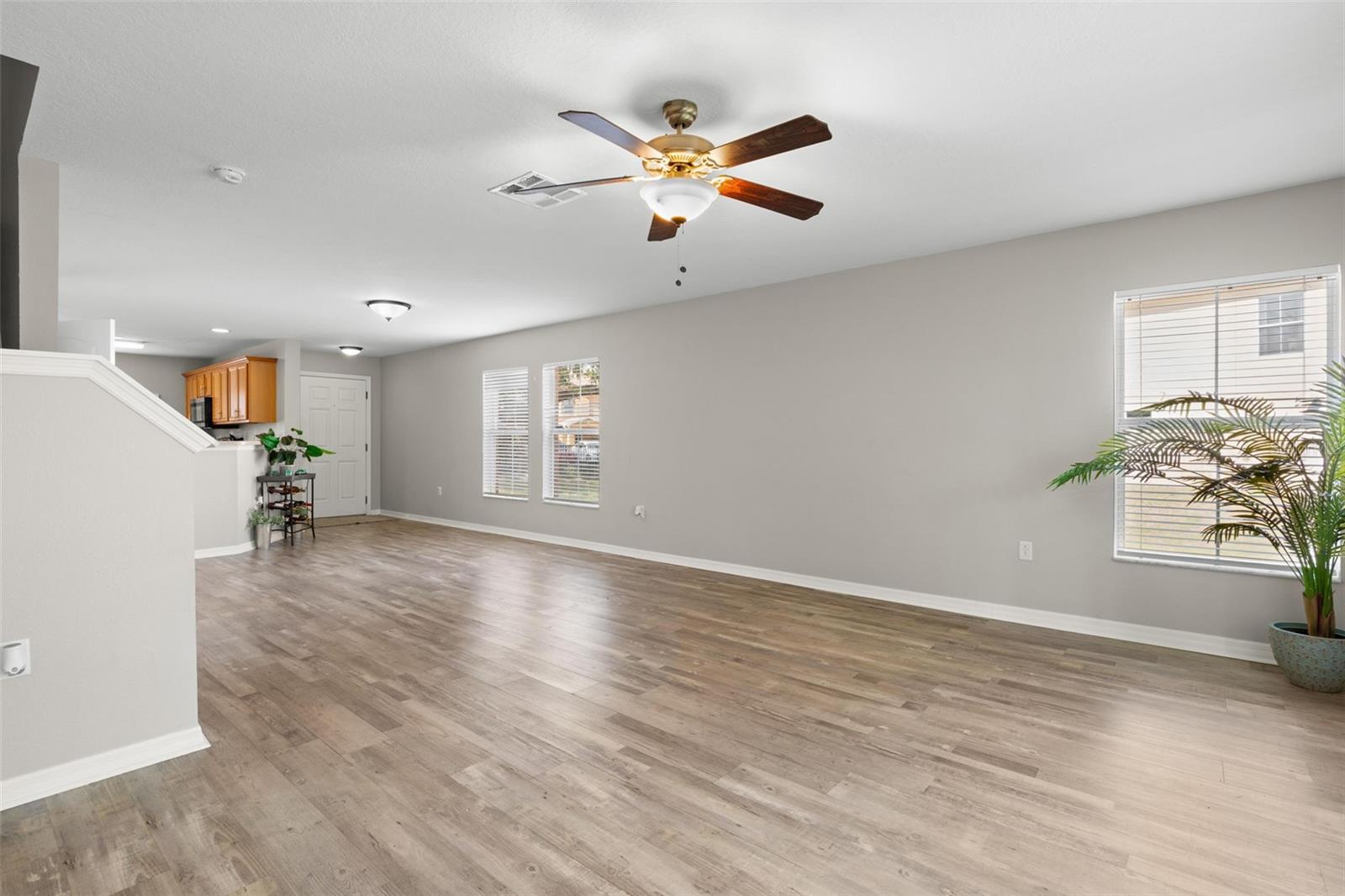10924 JOHANNA AVE — photo 18