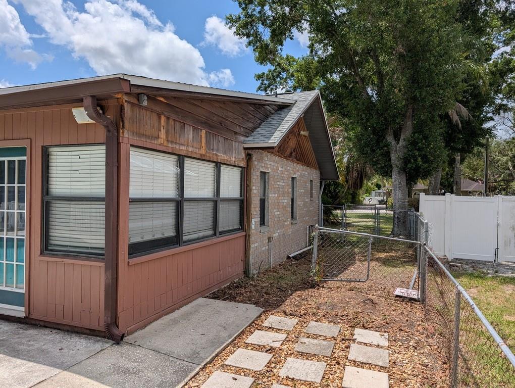 11122 HANNAWAY DR — photo 24