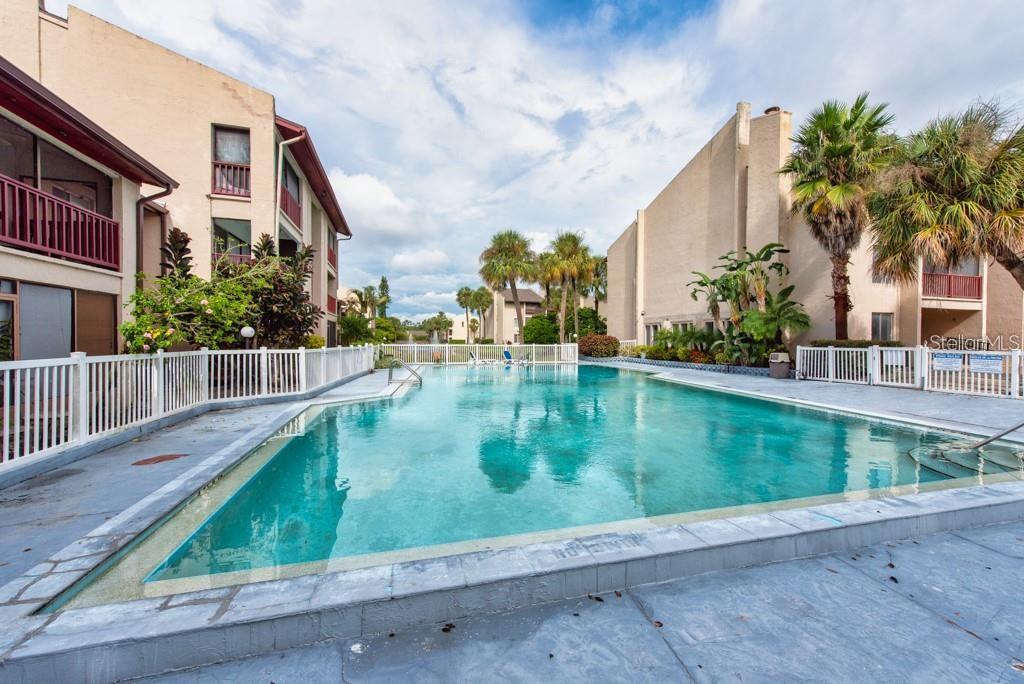 8602 CHAMPLAIN CT #93 — photo 4