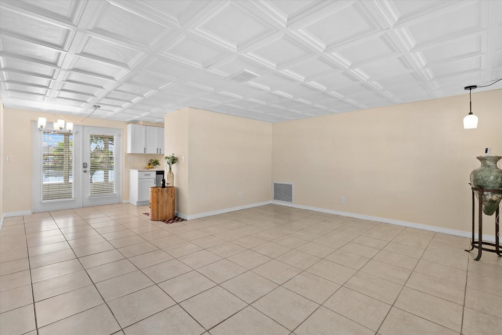 2146 SOCIETY DR — photo 8