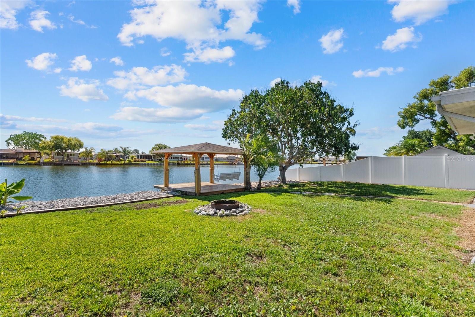 2146 SOCIETY DR — photo 28