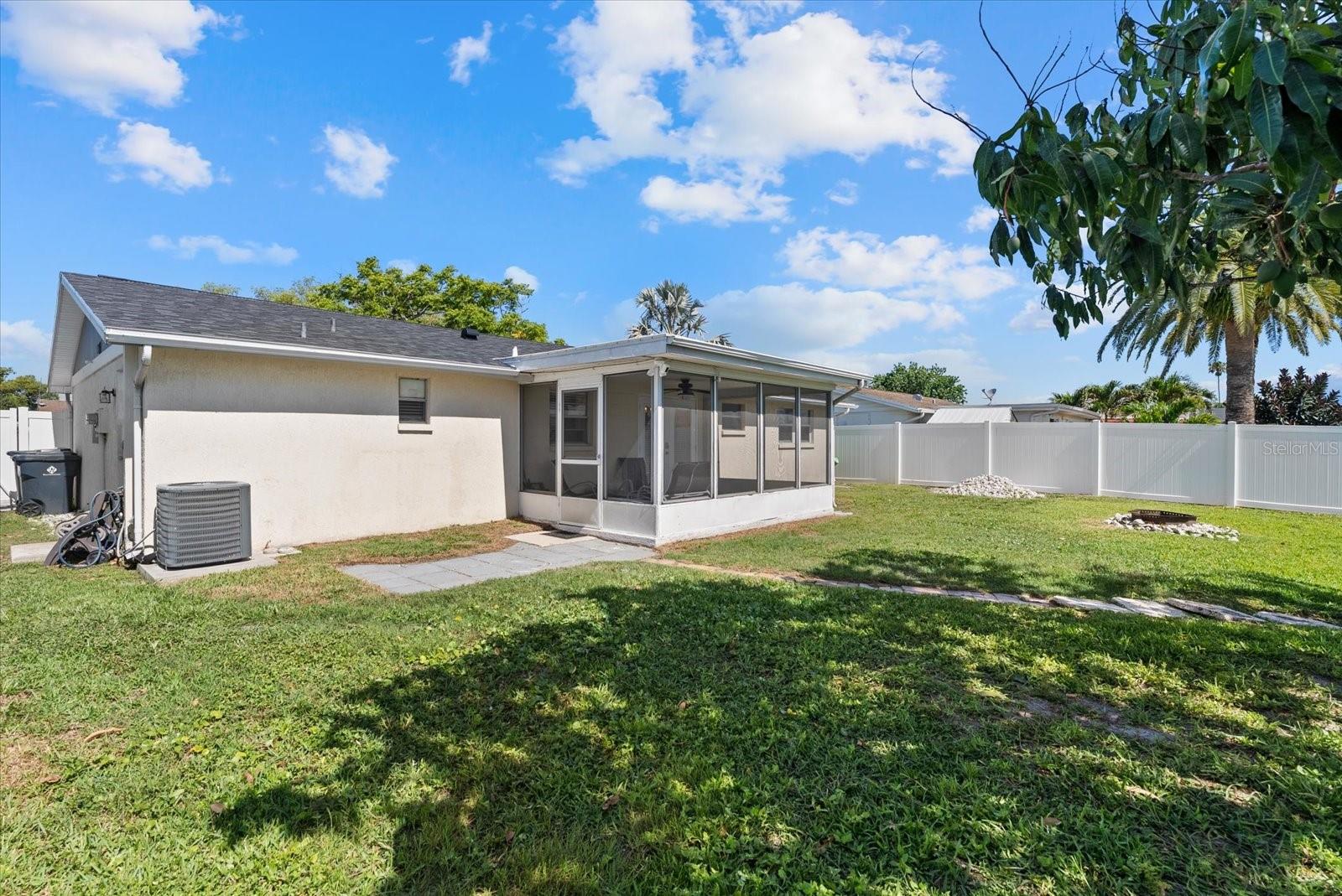 2146 SOCIETY DR — photo 32