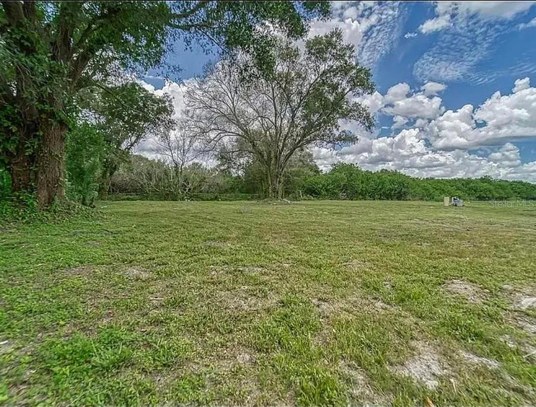 11710 MEADOWDALE DR — photo 4
