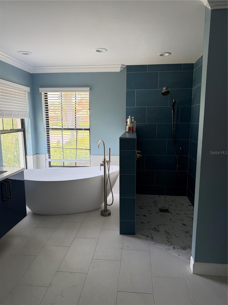 4931 FALLCREST CIR — photo 10