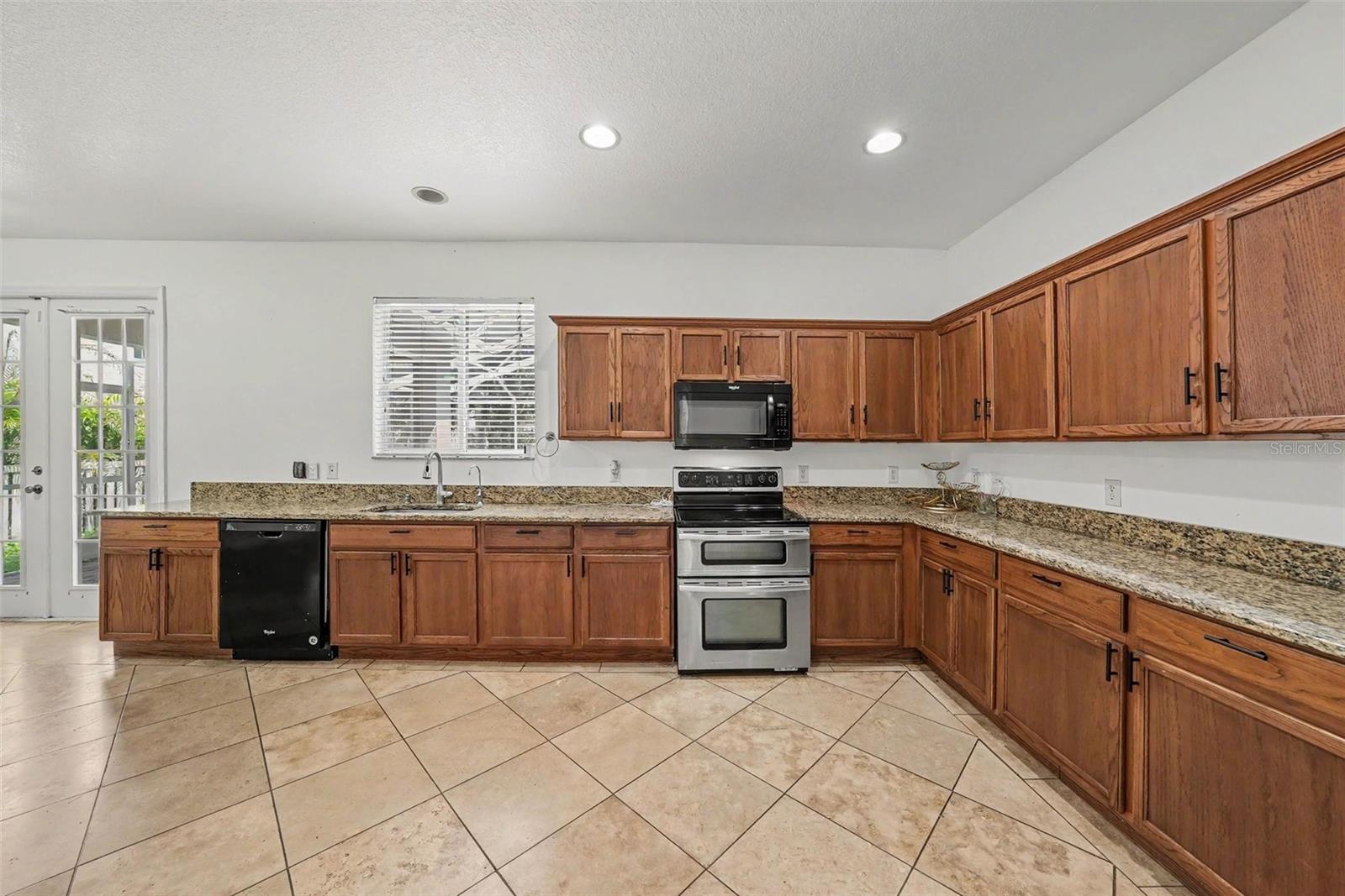 2436 SPRING HOLLOW LOOP — photo 12
