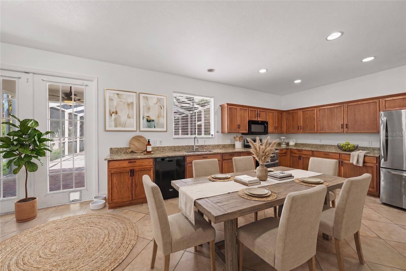 2436 SPRING HOLLOW LOOP — photo 3