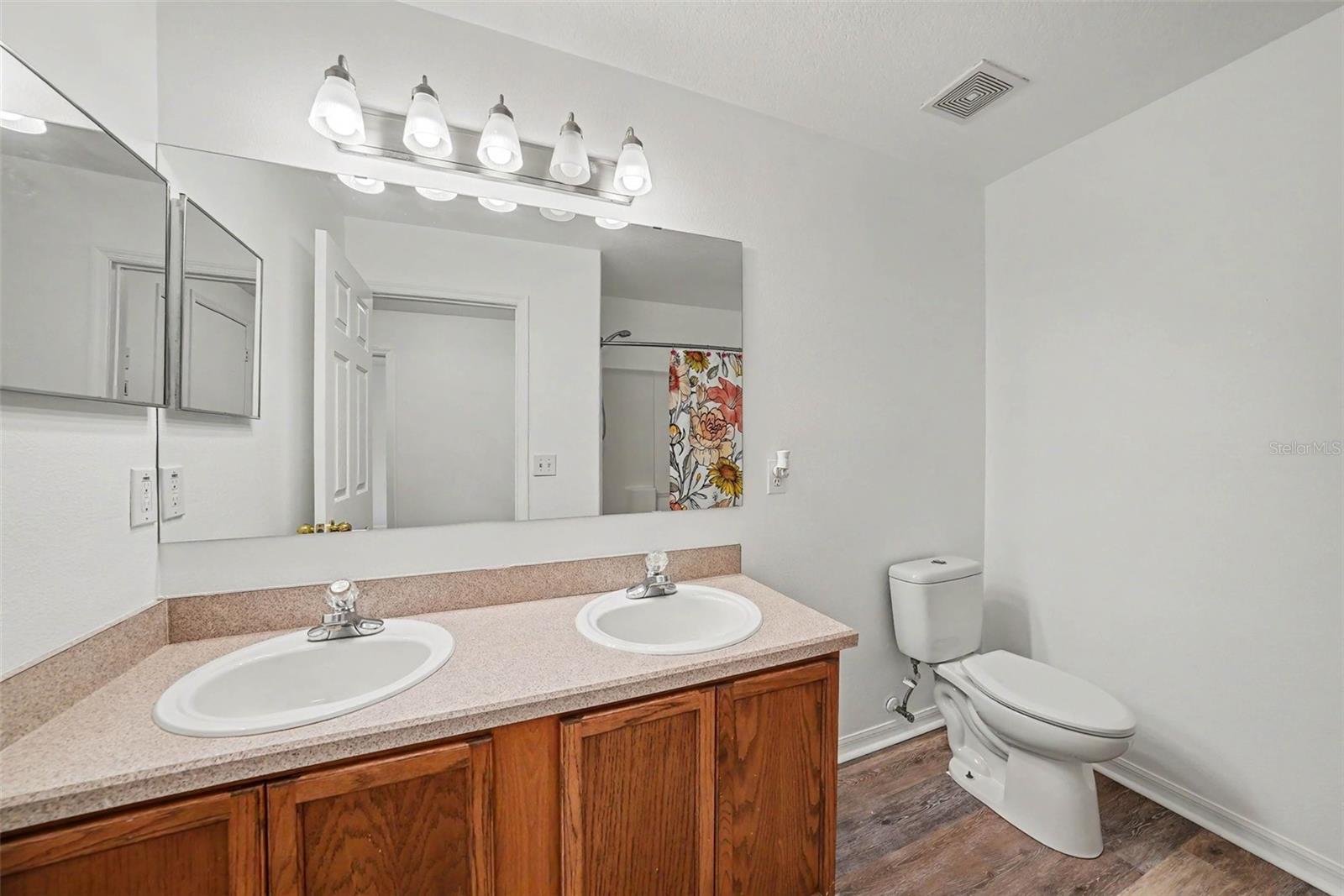 2436 SPRING HOLLOW LOOP — photo 28