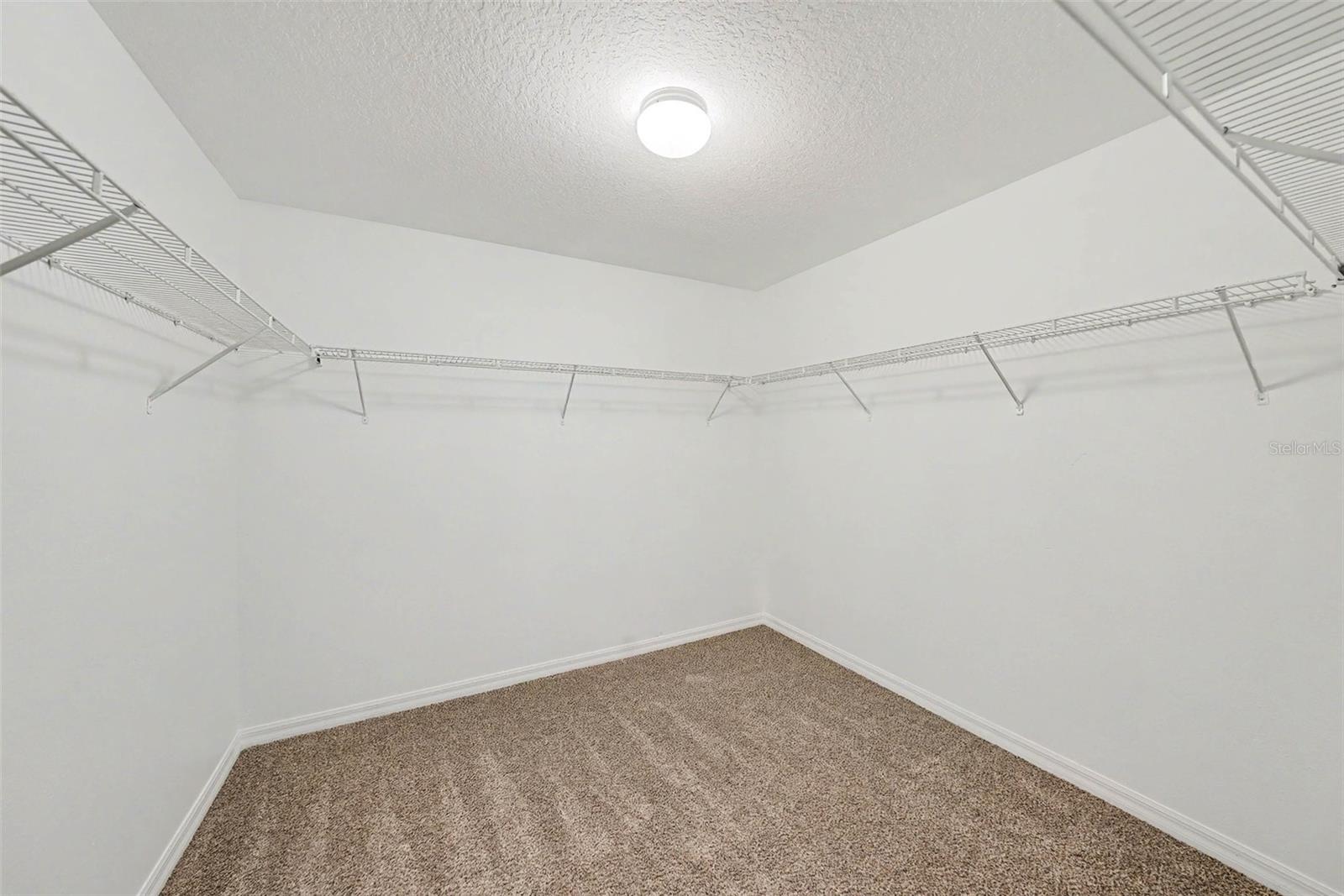 2436 SPRING HOLLOW LOOP — photo 20
