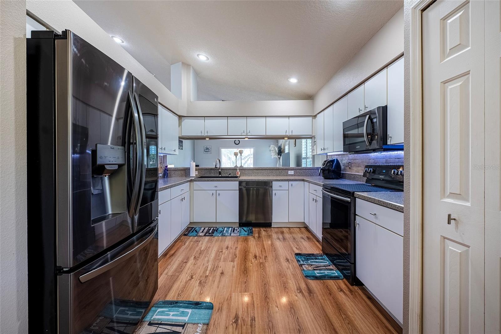 13253 GOLF RIDGE PL — photo 8
