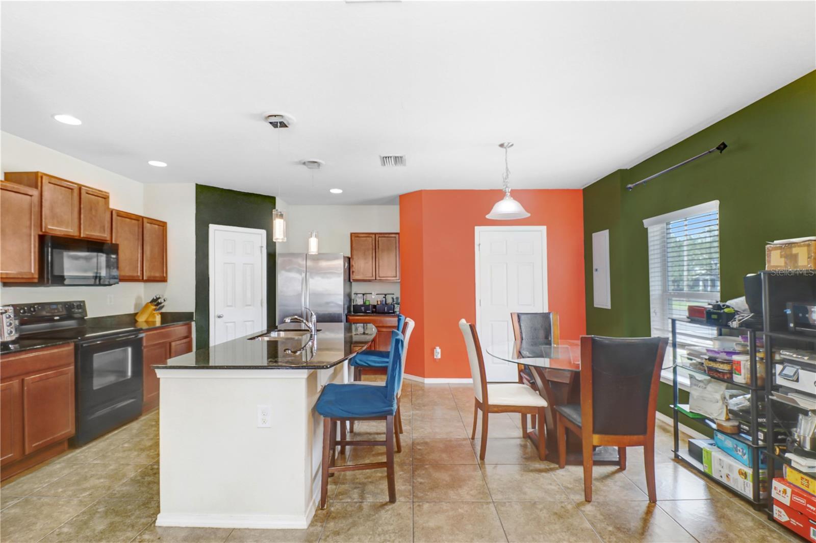 4605 SOMERSET HILL LN — photo 9