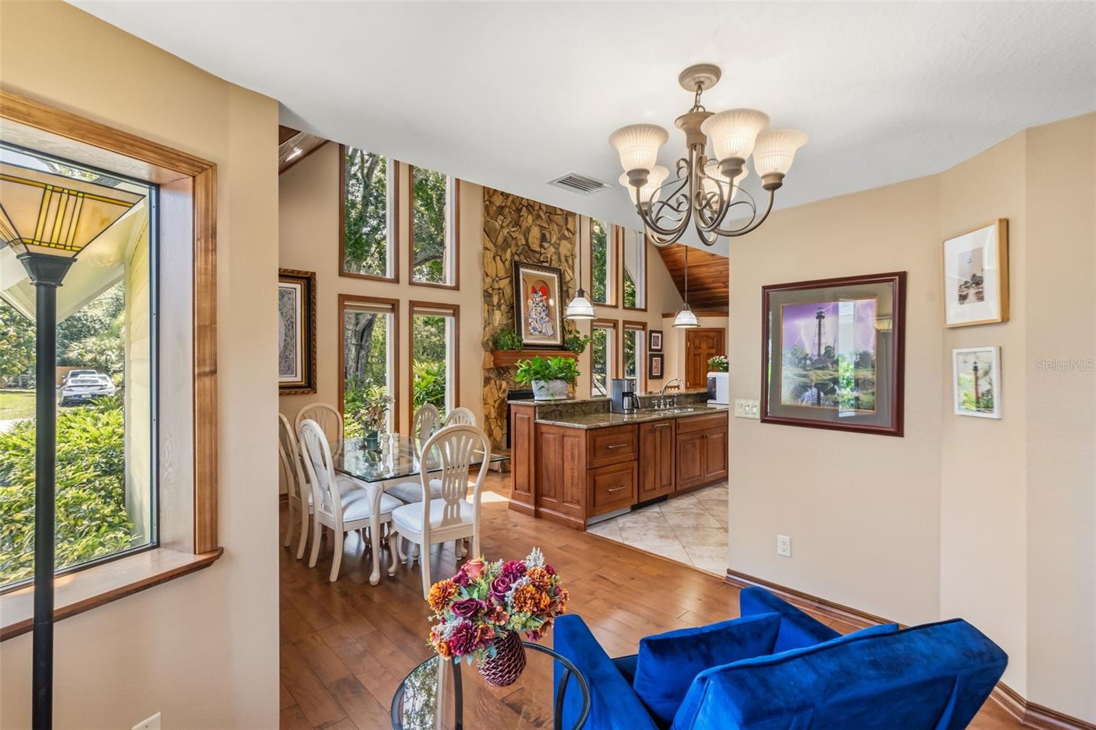 1944 LEVINE LN — photo 18