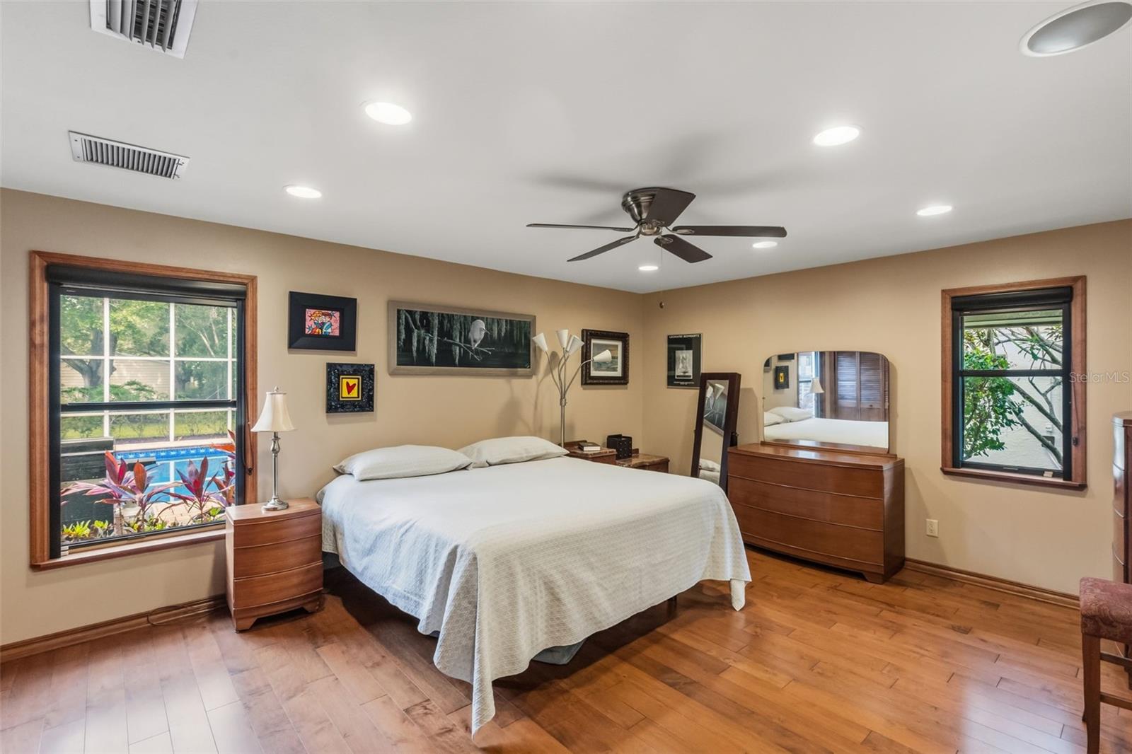 1944 LEVINE LN — photo 27