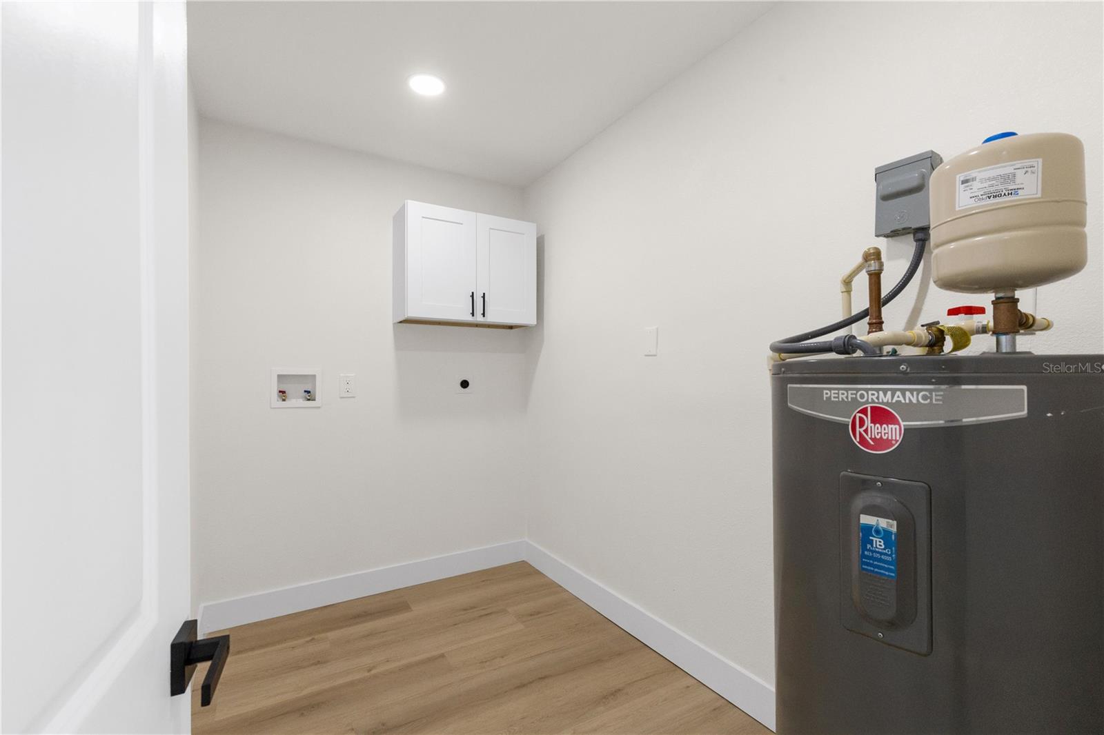 815 W MINNEHAHA ST — photo 18