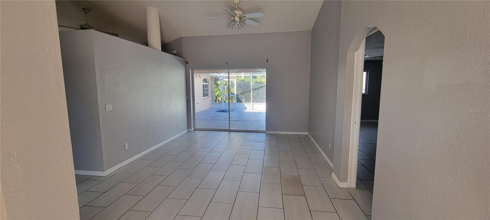 4147 BULA LN — photo 2
