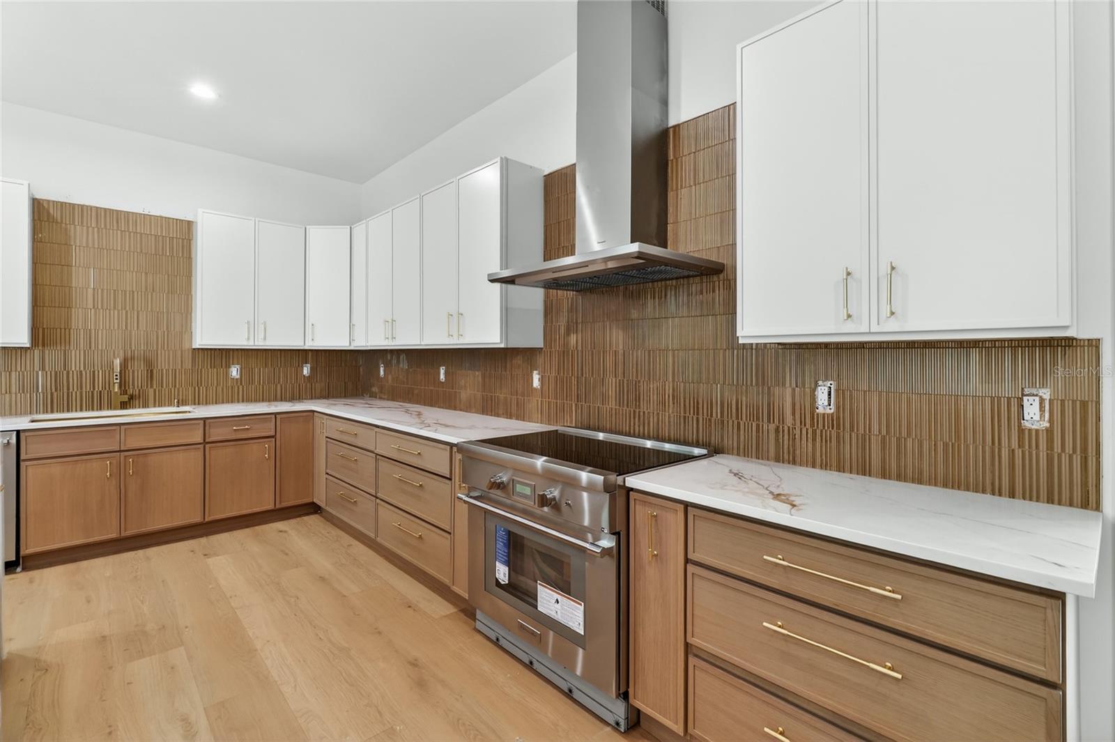 4706 W SAN CARLOS ST — photo 45
