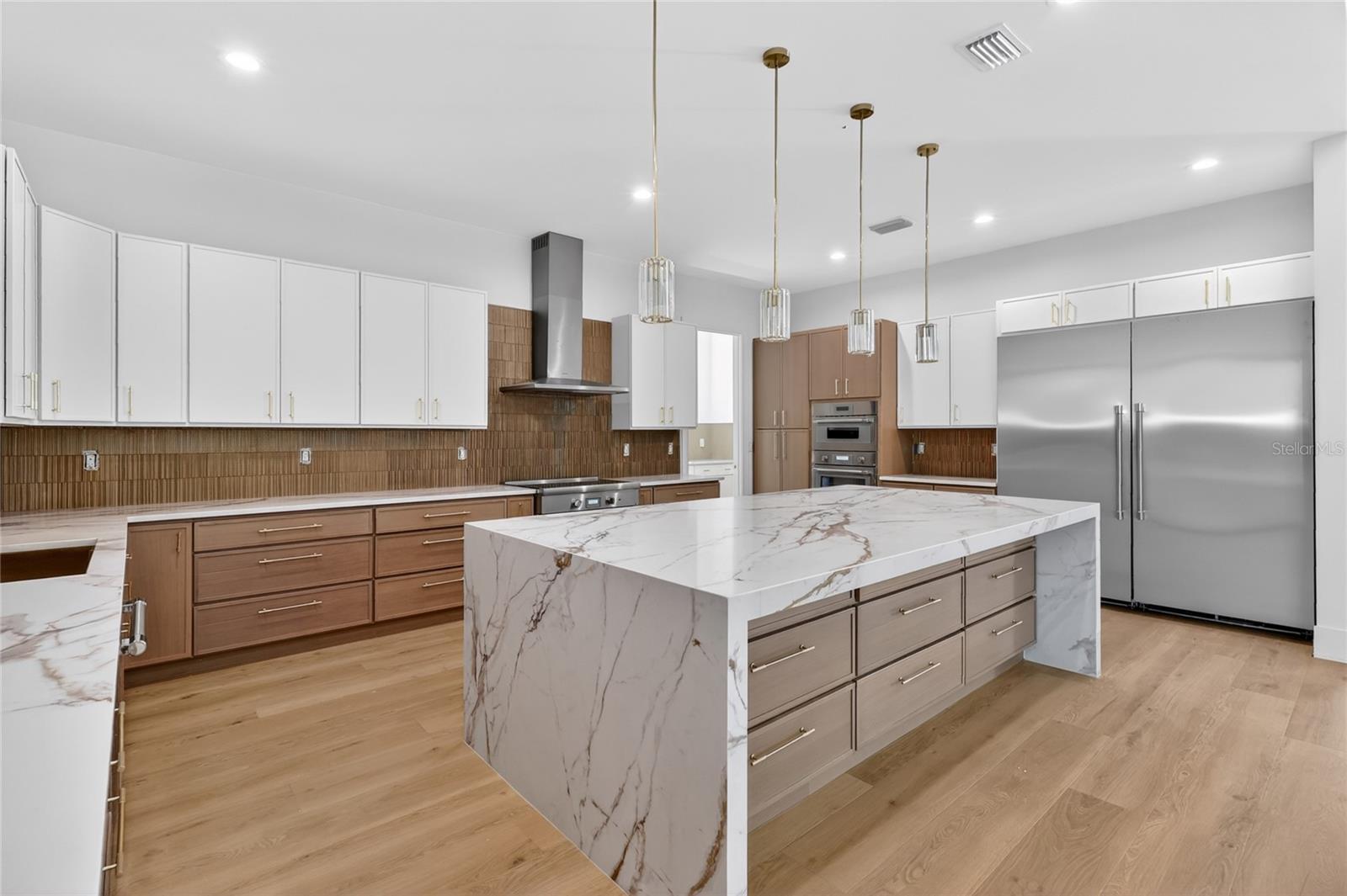 4706 W SAN CARLOS ST — photo 37