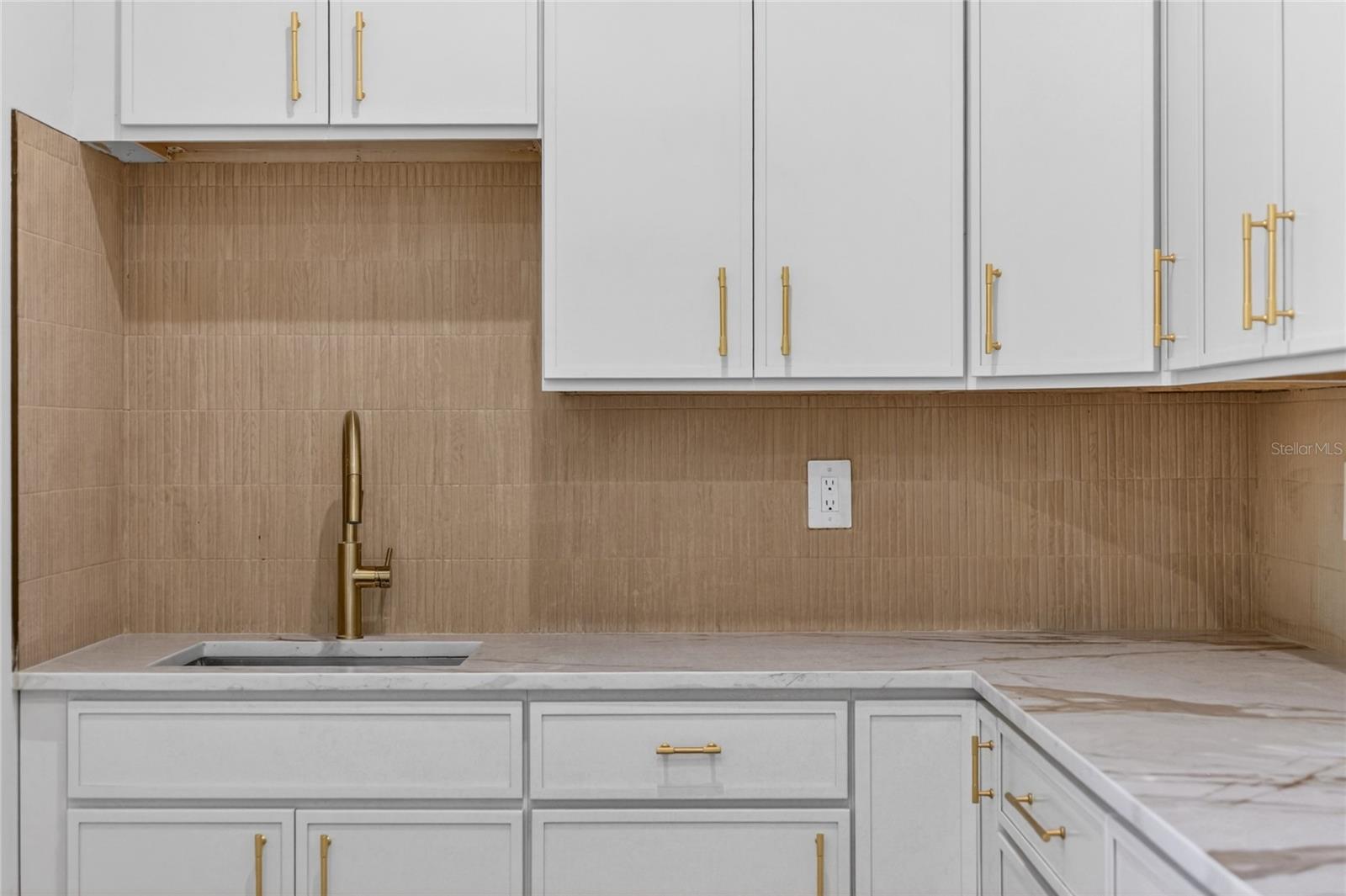 4706 W SAN CARLOS ST — photo 51