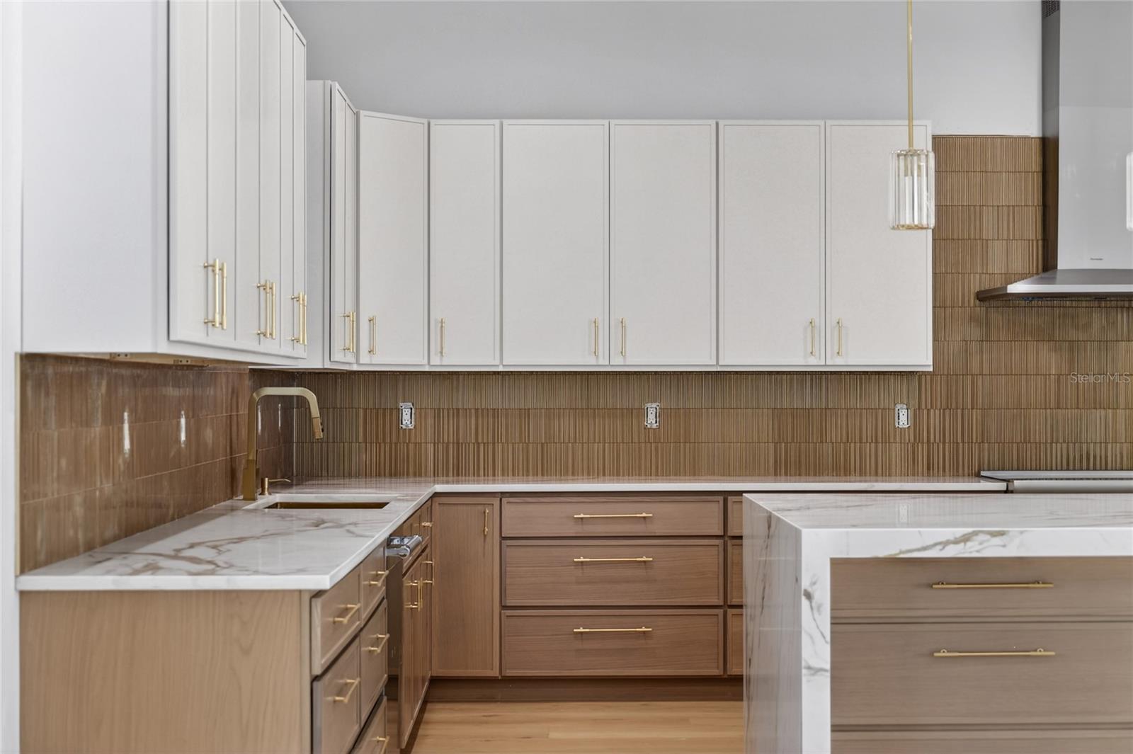 4706 W SAN CARLOS ST — photo 40
