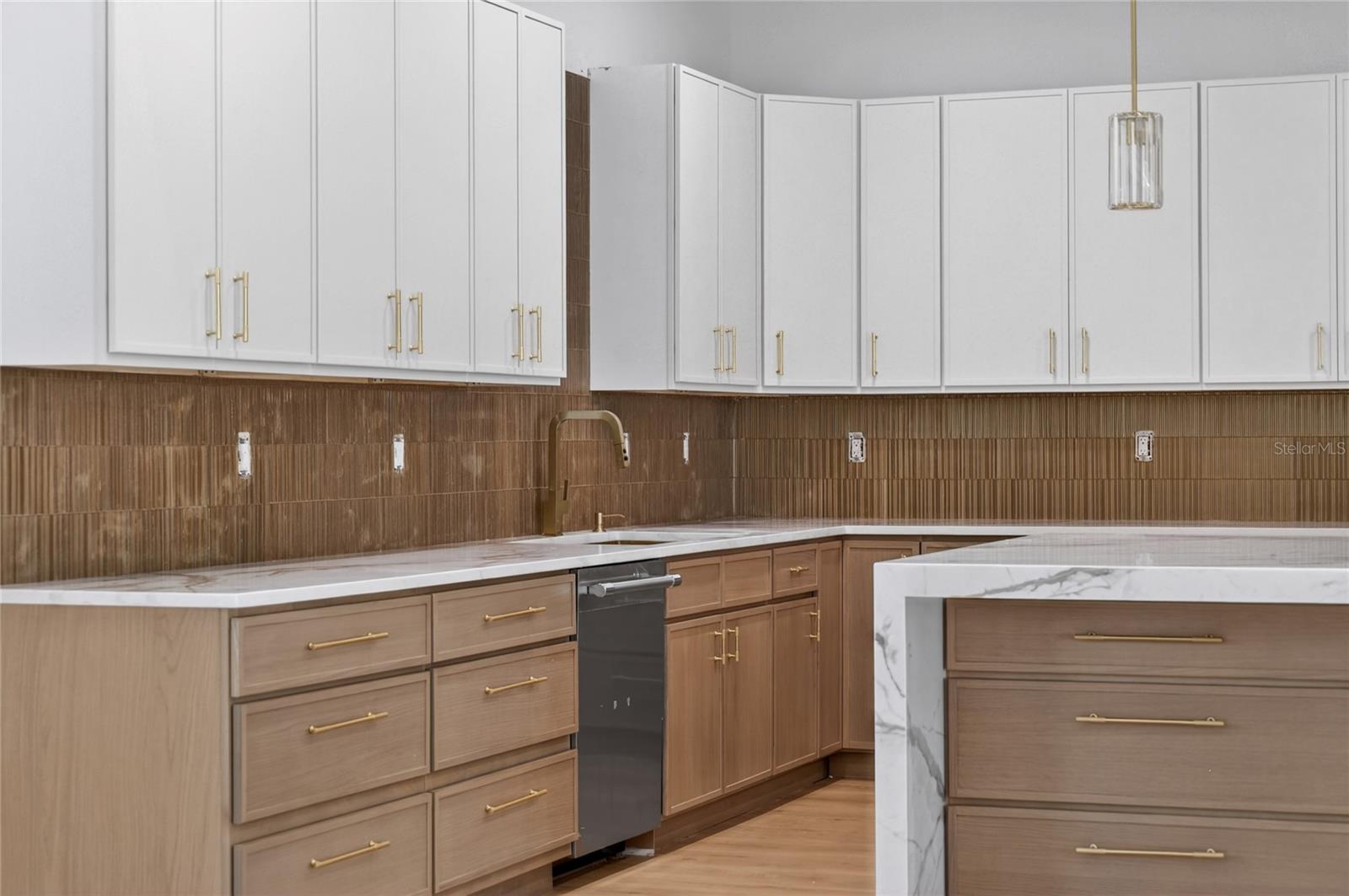 4706 W SAN CARLOS ST — photo 39
