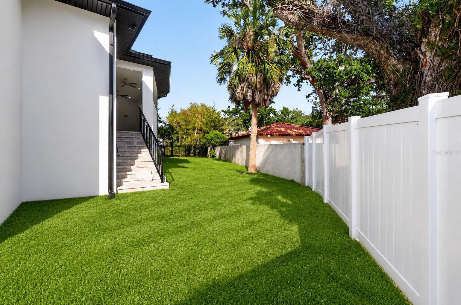 4706 W SAN CARLOS ST — photo 8