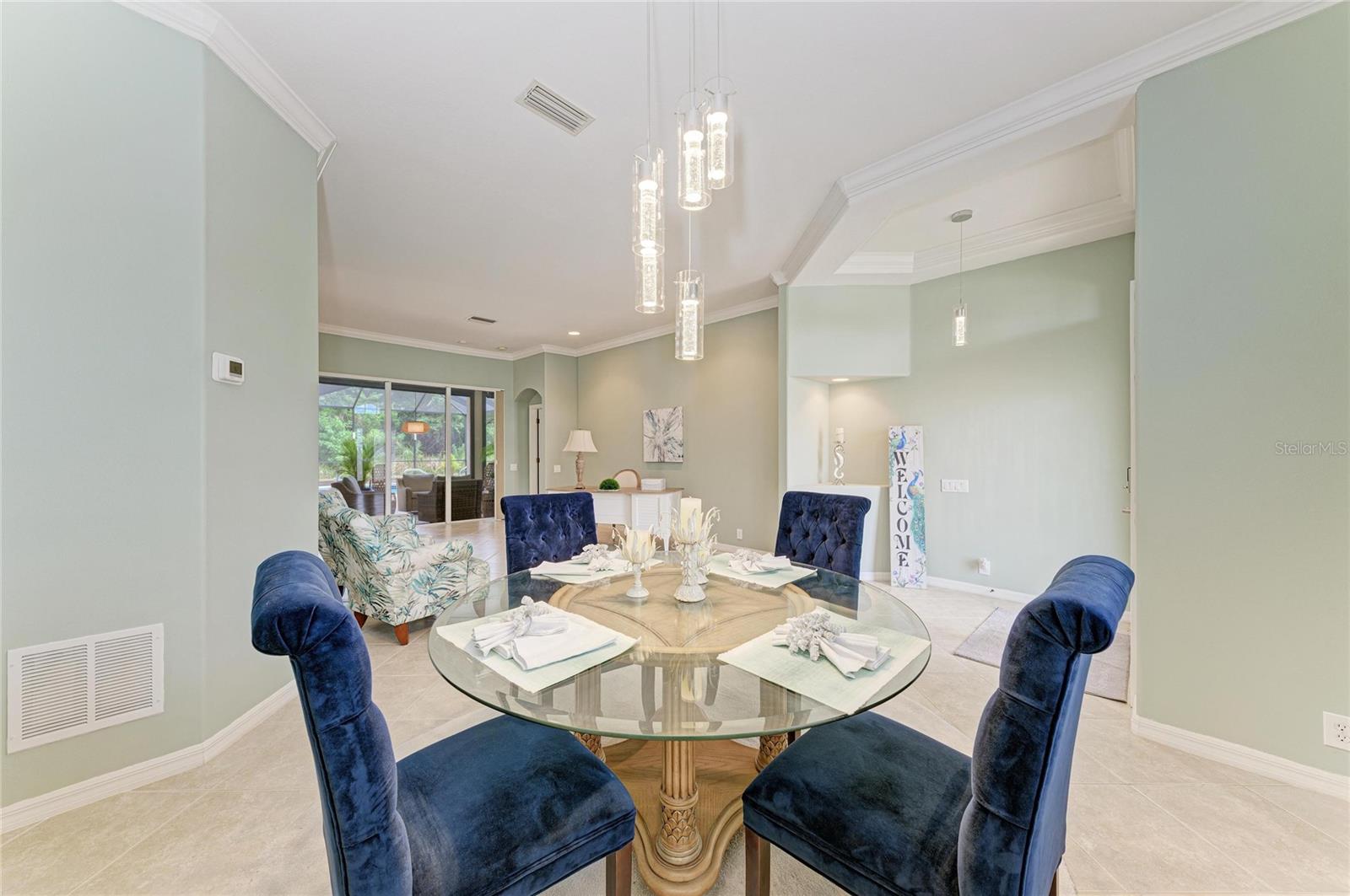 1920 COCONUT PALM CIR — photo 17
