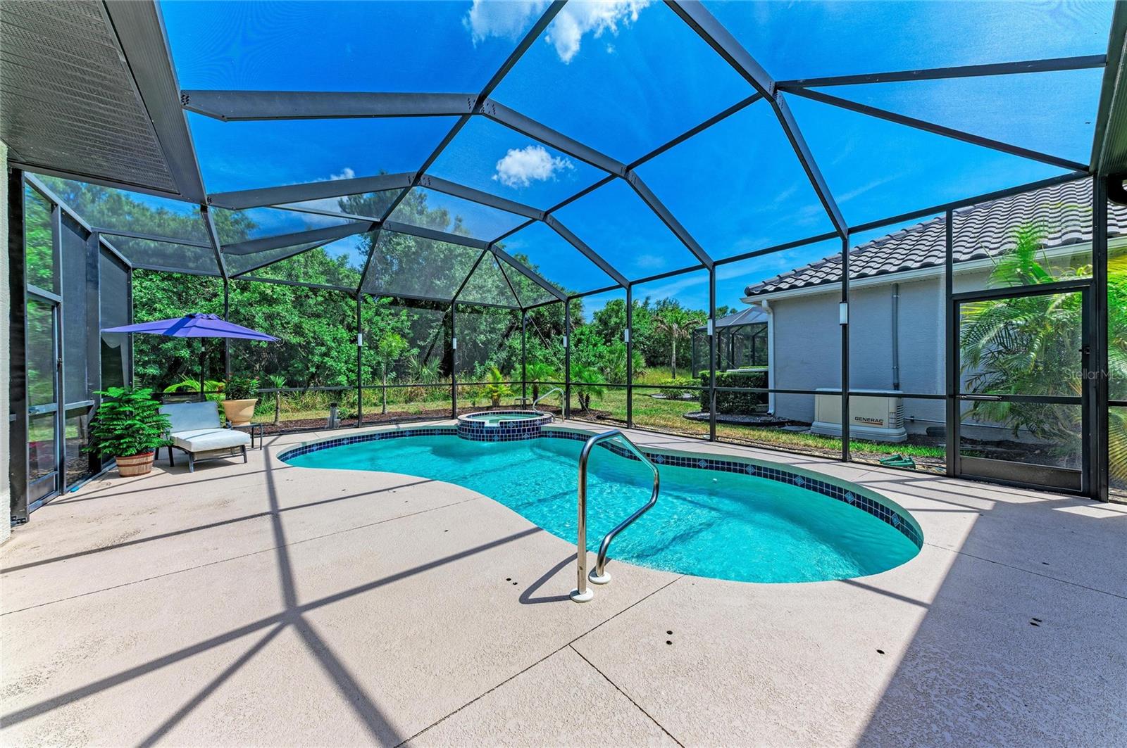 1920 COCONUT PALM CIR — photo 35