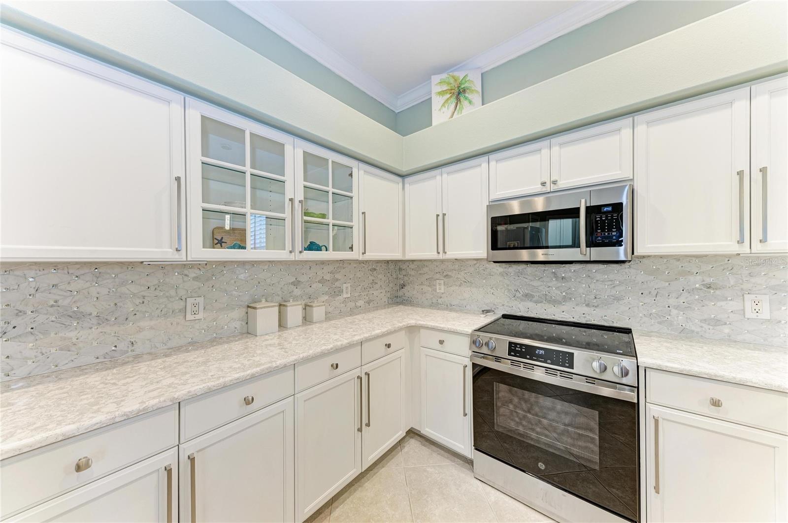 1920 COCONUT PALM CIR — photo 14