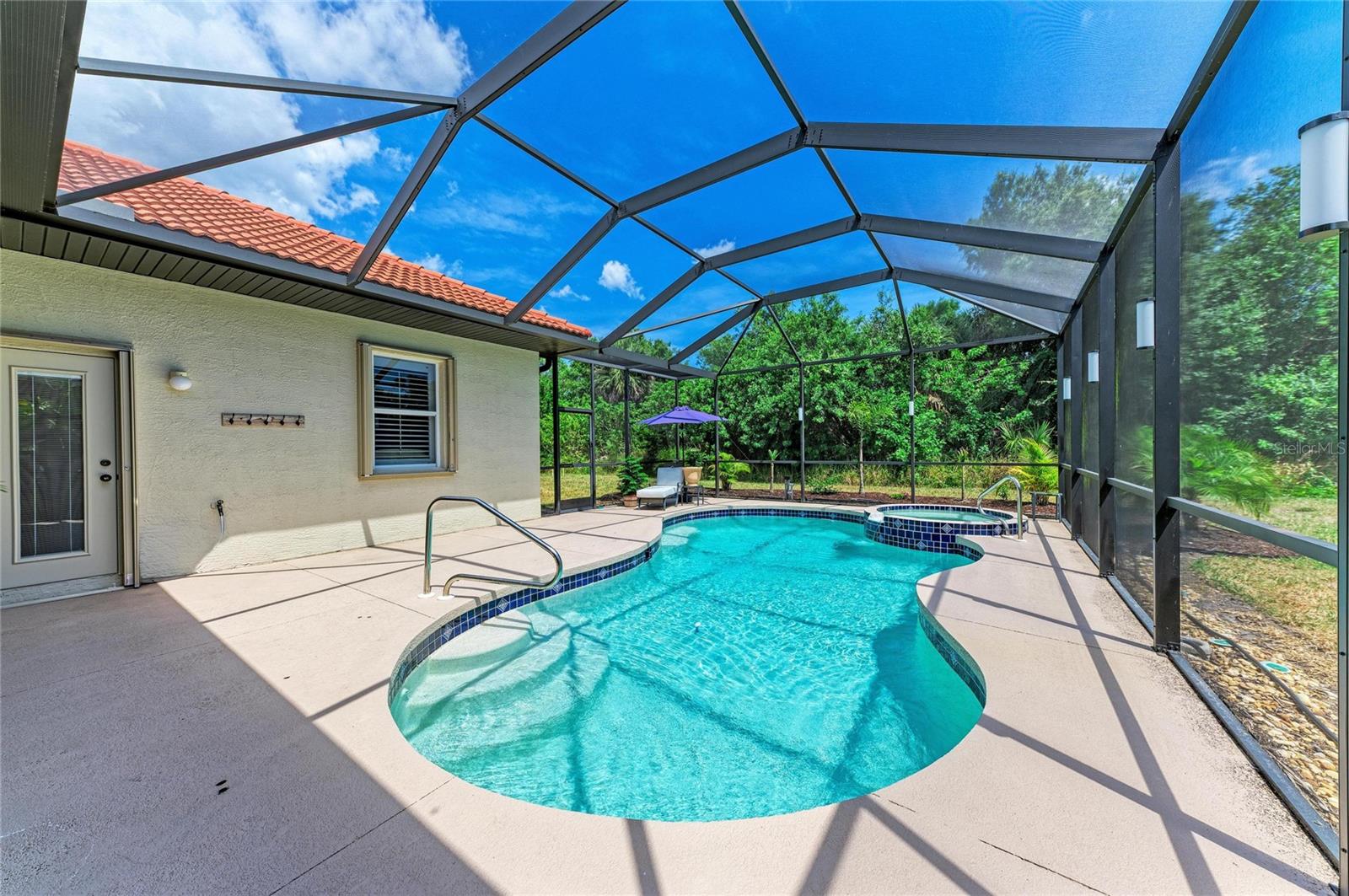 1920 COCONUT PALM CIR — photo 34