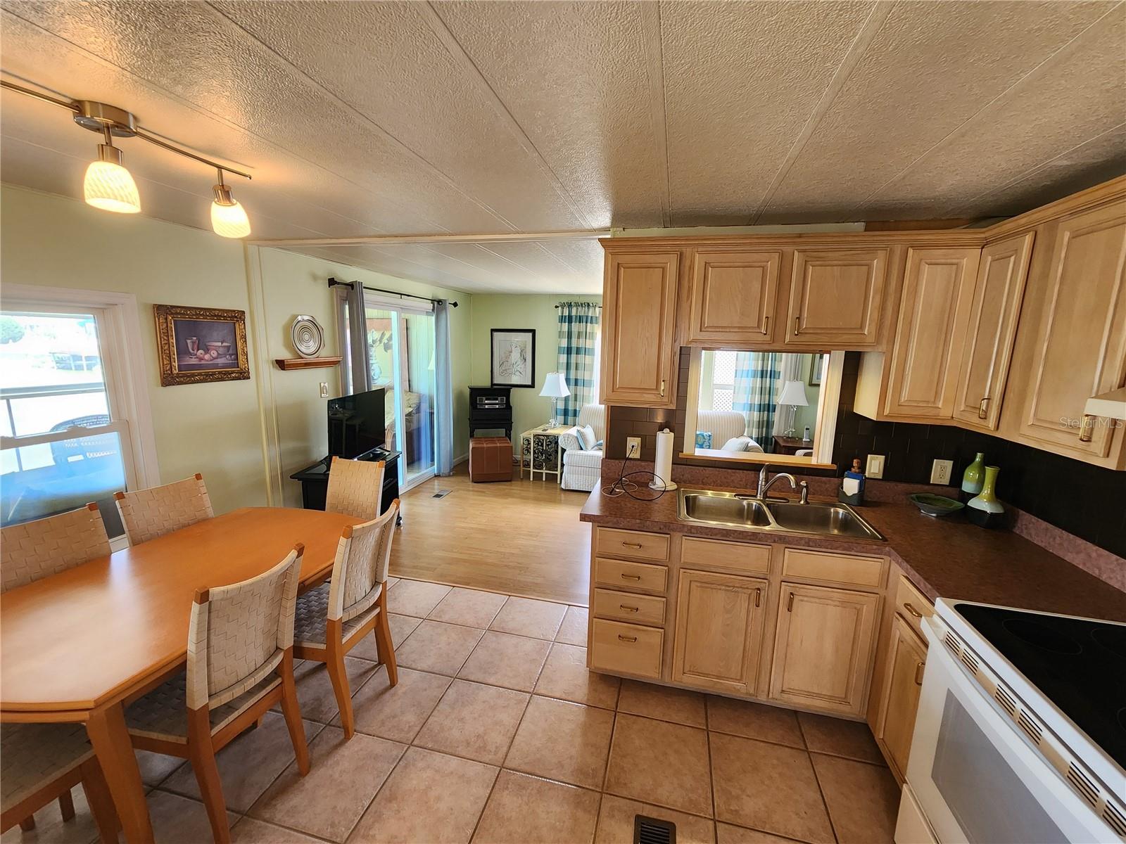 808 53RD AVE E #27 — photo 3