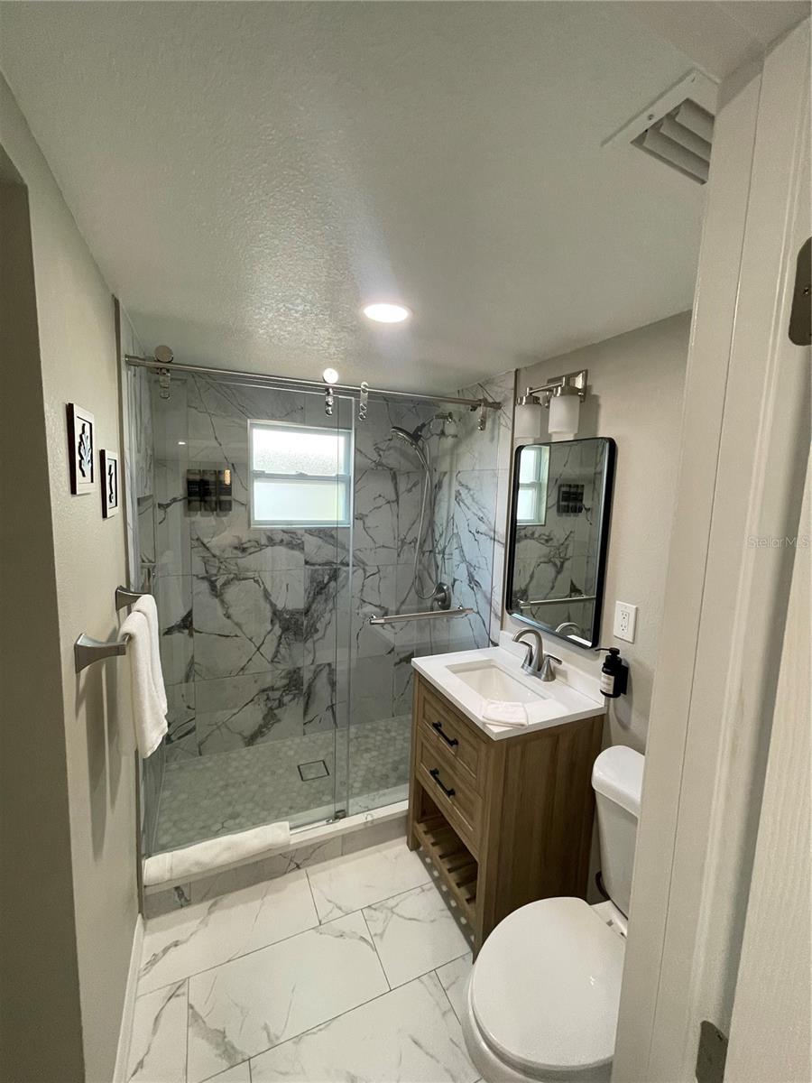 4308 PLUM ST — photo 12