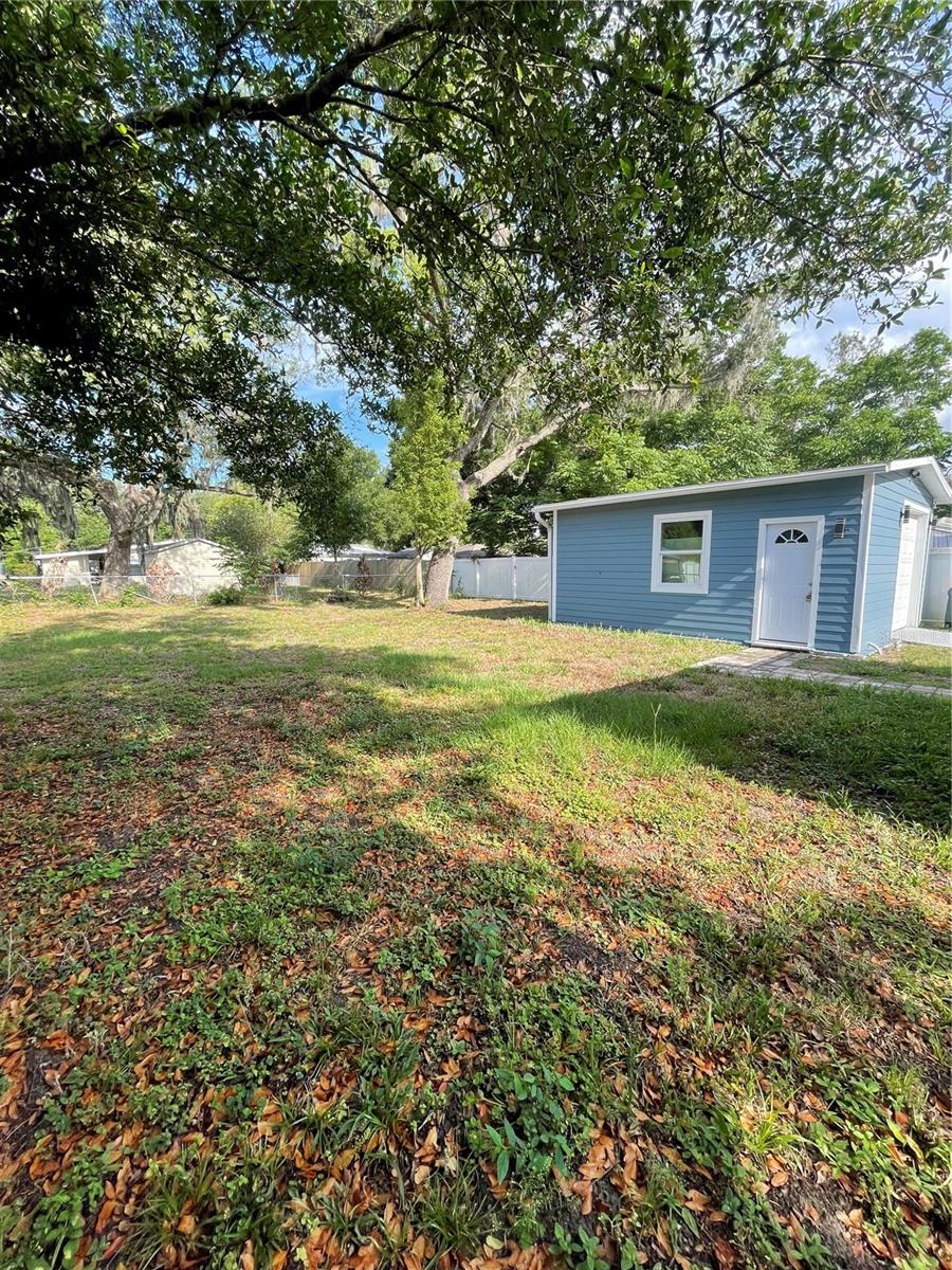 4308 PLUM ST — photo 20