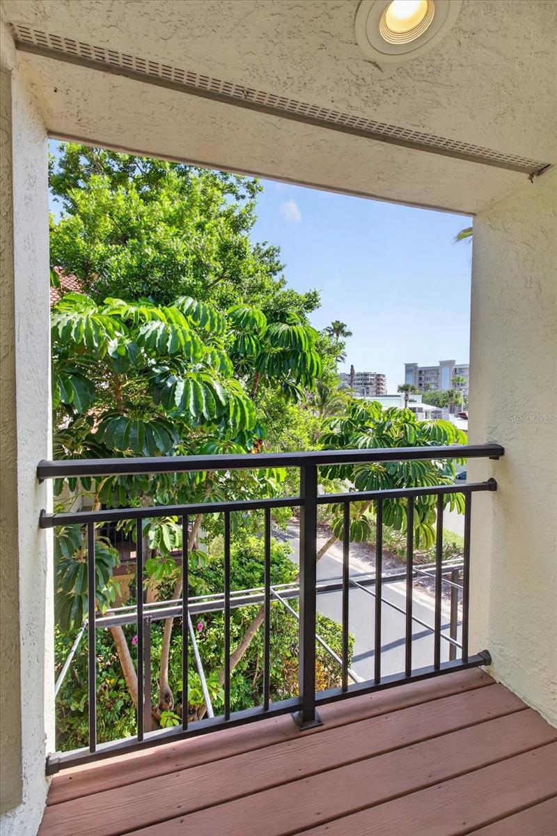 240 WINDWARD PSGE #1004 — photo 48