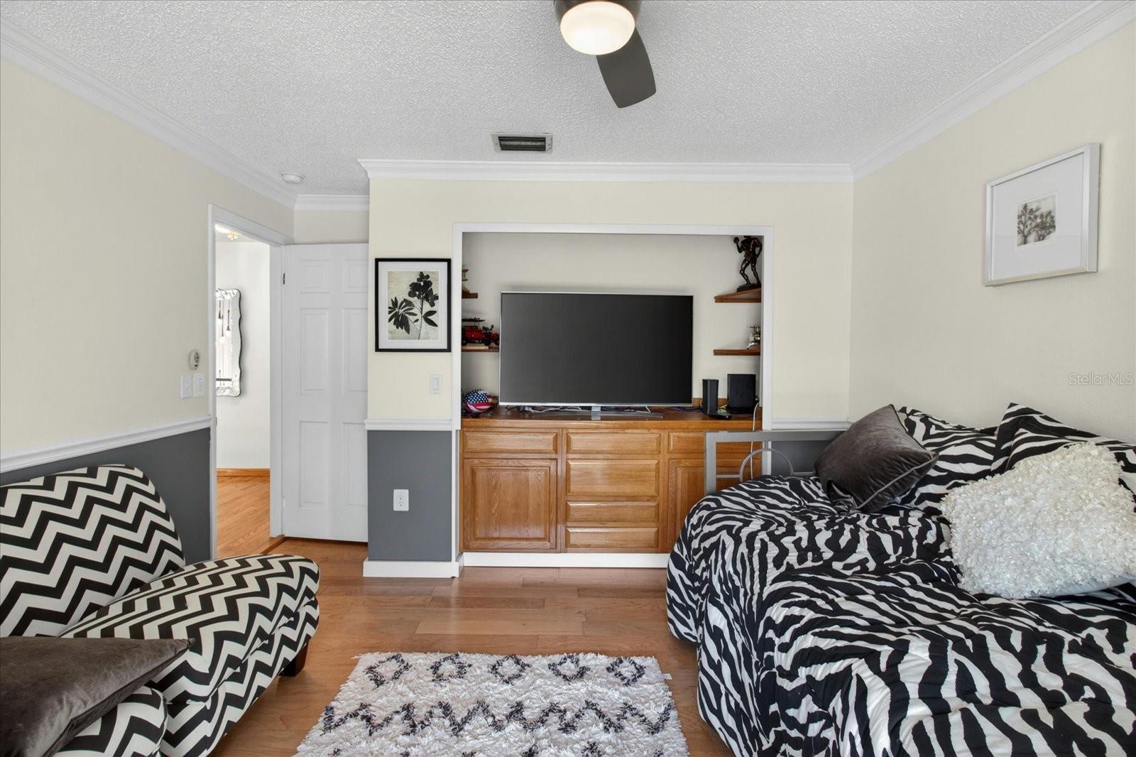 240 WINDWARD PSGE #1004 — photo 60