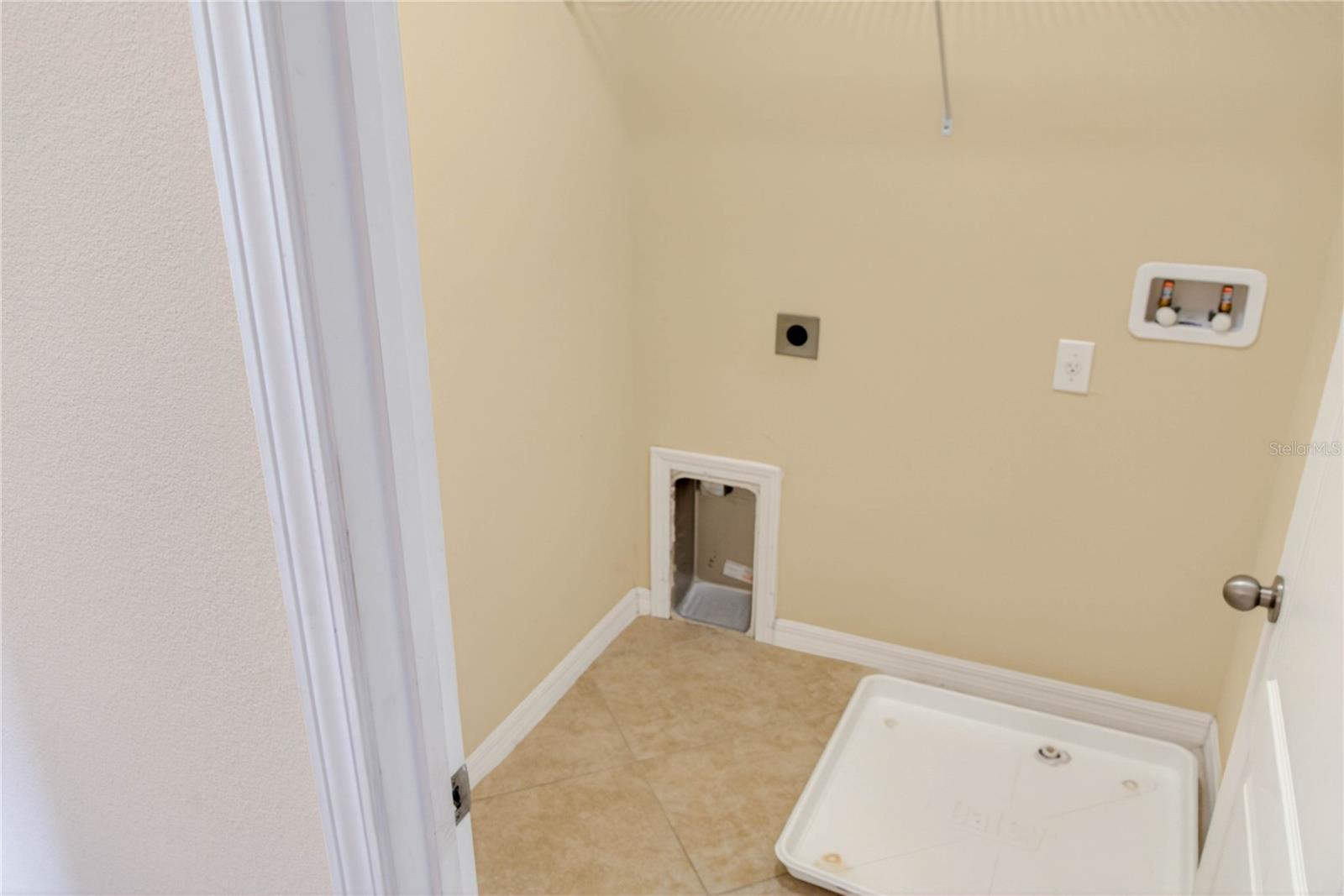 13415 WHITE SAPPHIRE RD — photo 63
