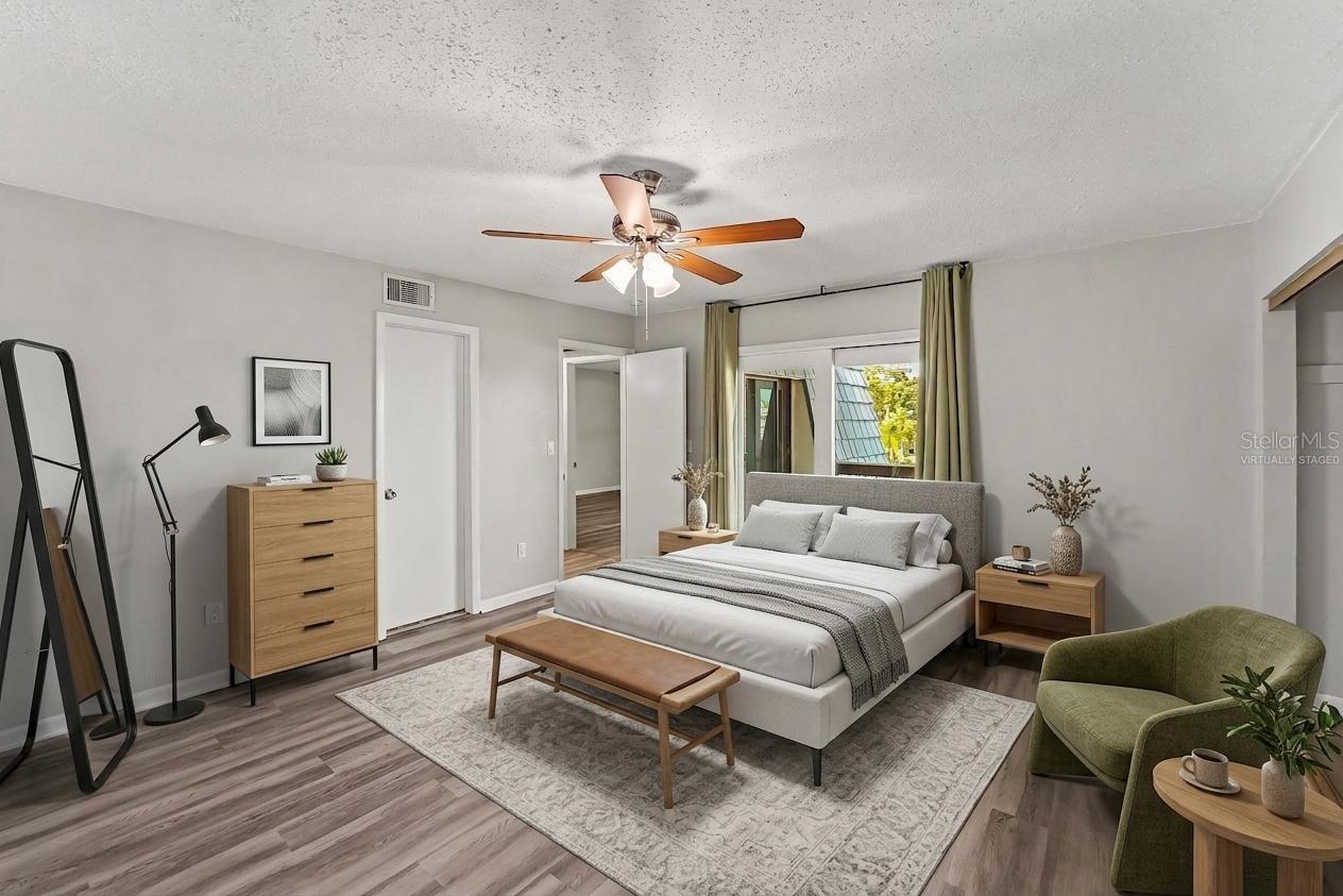 14521 CATALINA CIR — photo 17